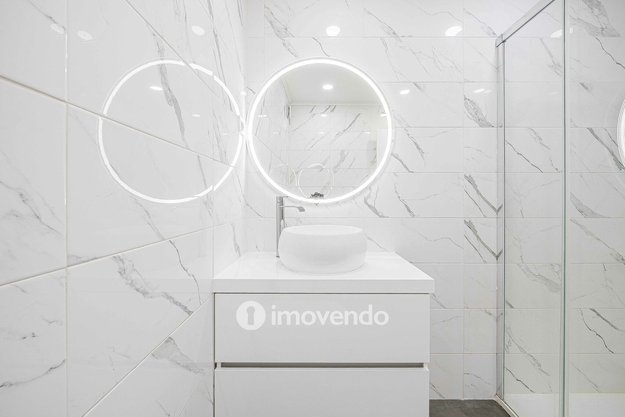 Apartamento T2 pronto a habitar, com arrecadação, no Montijo