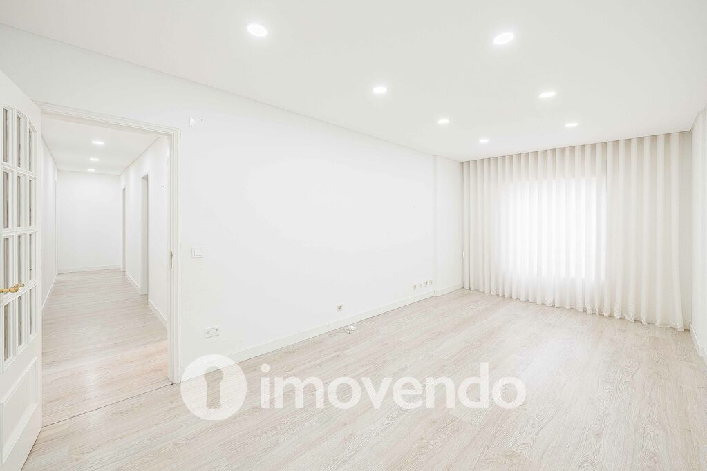 Apartamento T2 em Montijo, Montijo com 75 m<sup>2</sup> por 300.000