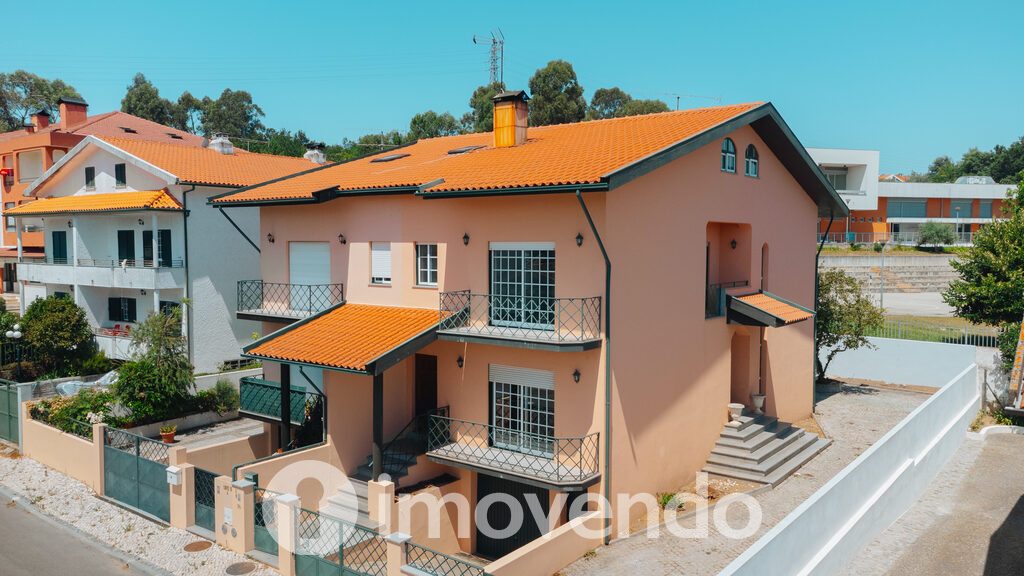 Moradia T3 em Viseu, Viseu com 207 m<sup>2</sup> por 490.000