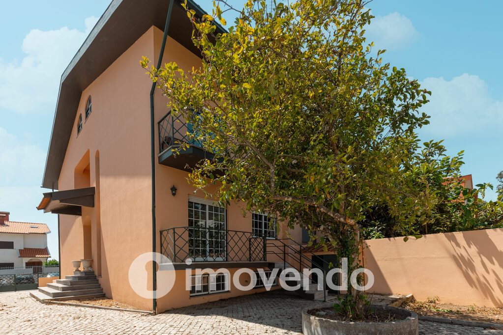 Moradia T3 em Viseu, Viseu com 207 m<sup>2</sup> por 475.000