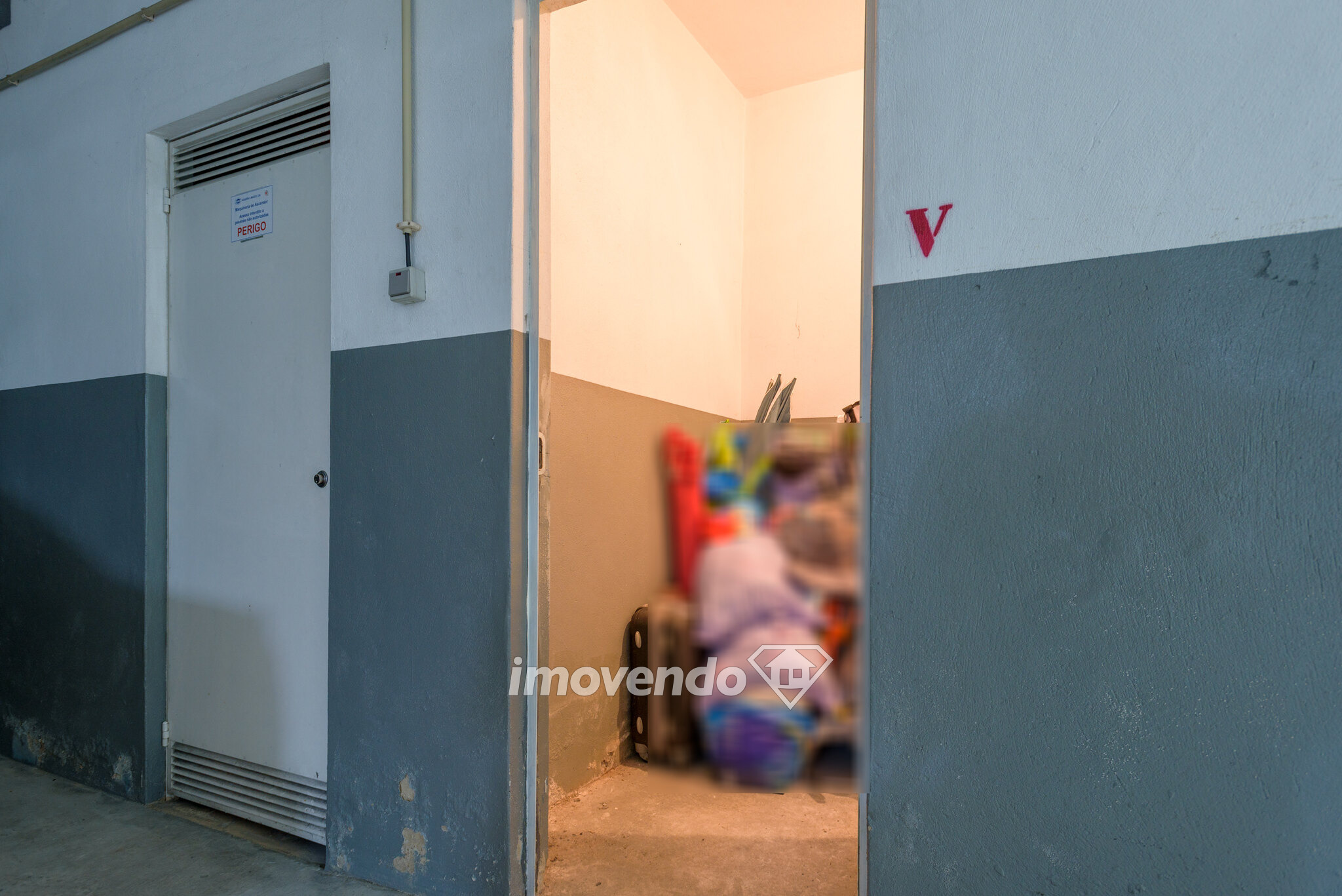 Apartamento T2 moderno, com estacionamento e áreas amplas, em Valongo