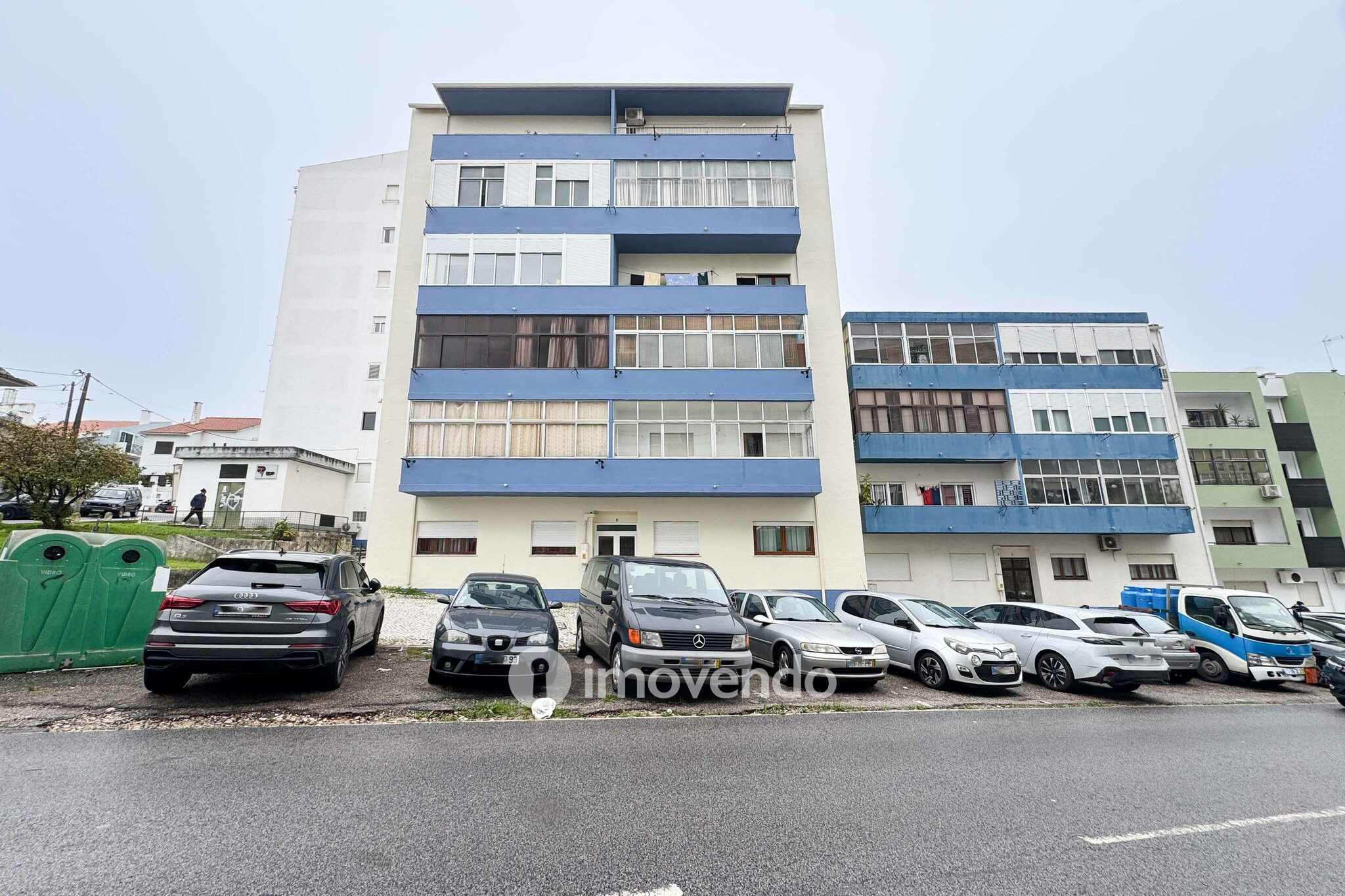 Apartamento T1 totalmente renovado, com varanda, na Sobreda