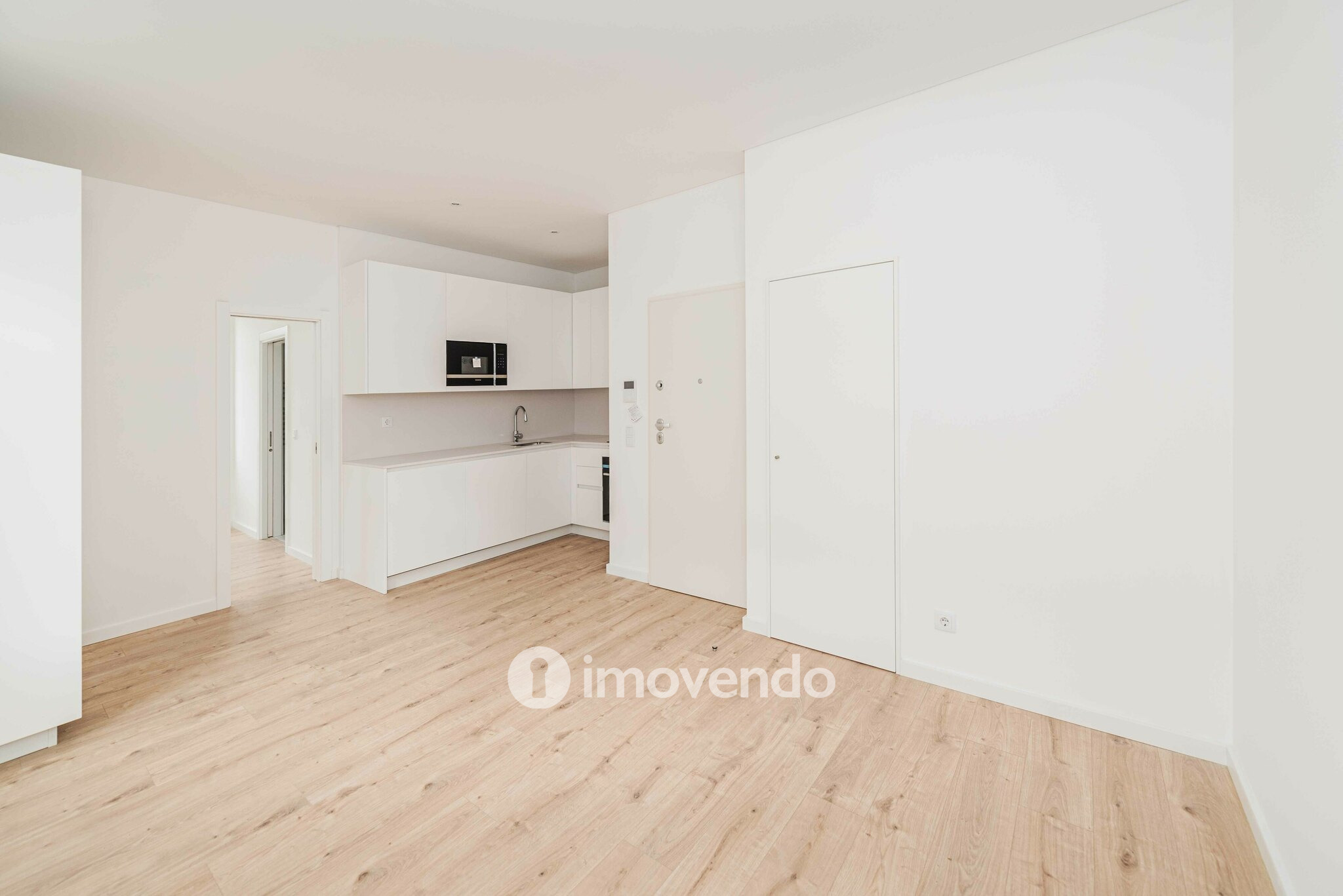 Apartamento T1 exclusivo, pronto a habitar, no Condomínio Bouga Nville