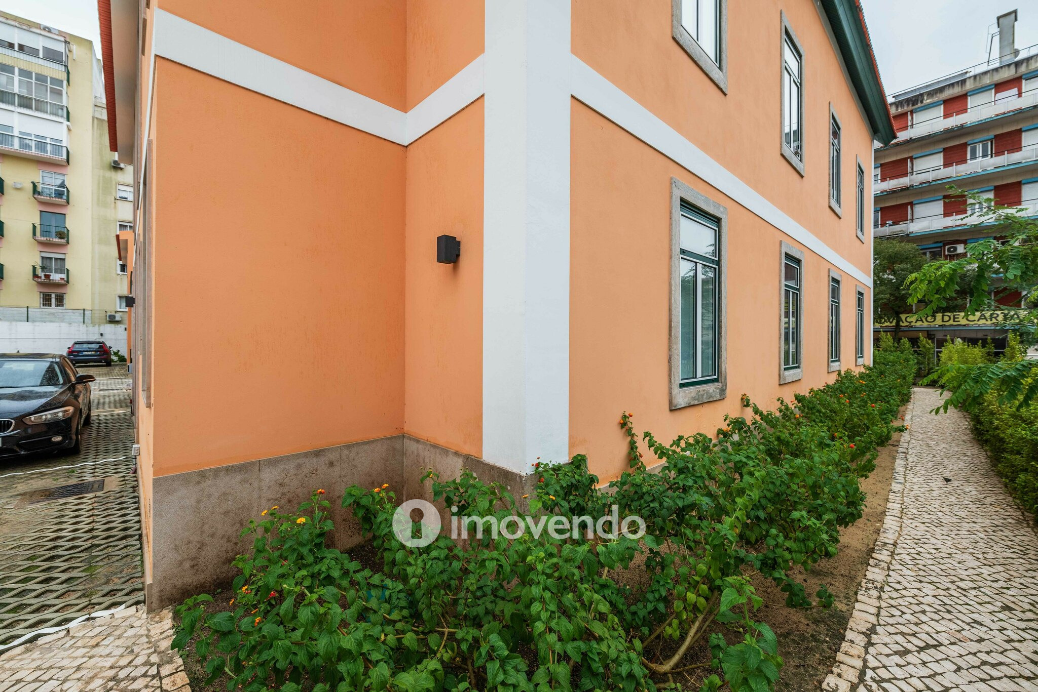 Apartamento T1 exclusivo, pronto a habitar, no Condomínio Bouga Nville