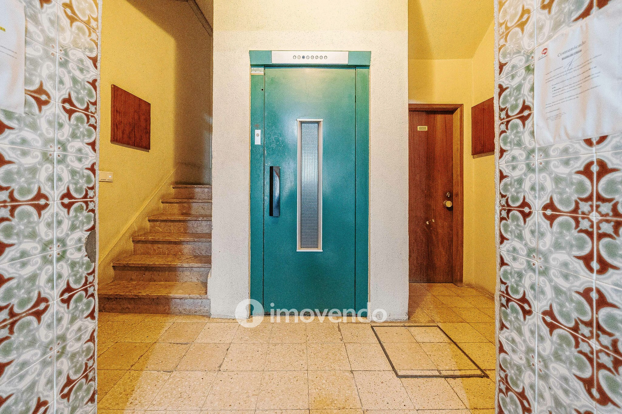 Apartamento T1 totalmente renovado, com varanda, na Sobreda