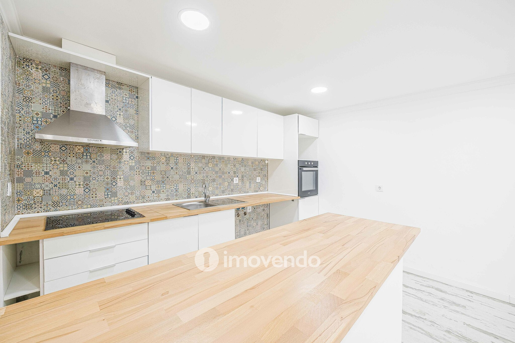 Apartamento T1 totalmente renovado, com varanda, na Sobreda