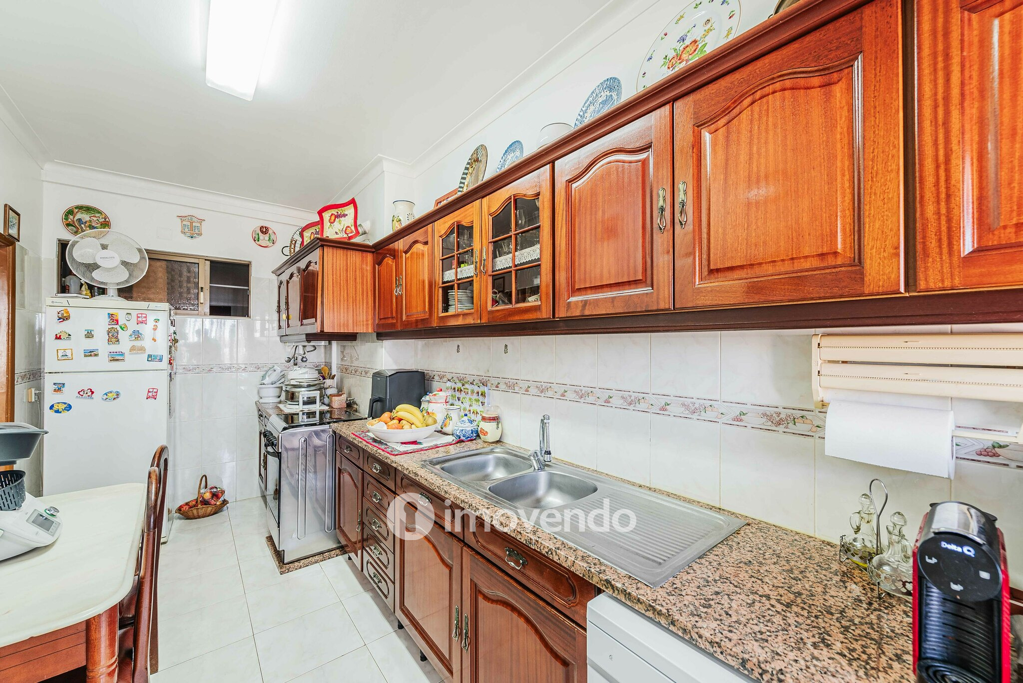 Apartamento T4, com vista rio e varanda, no centro do Barreiro