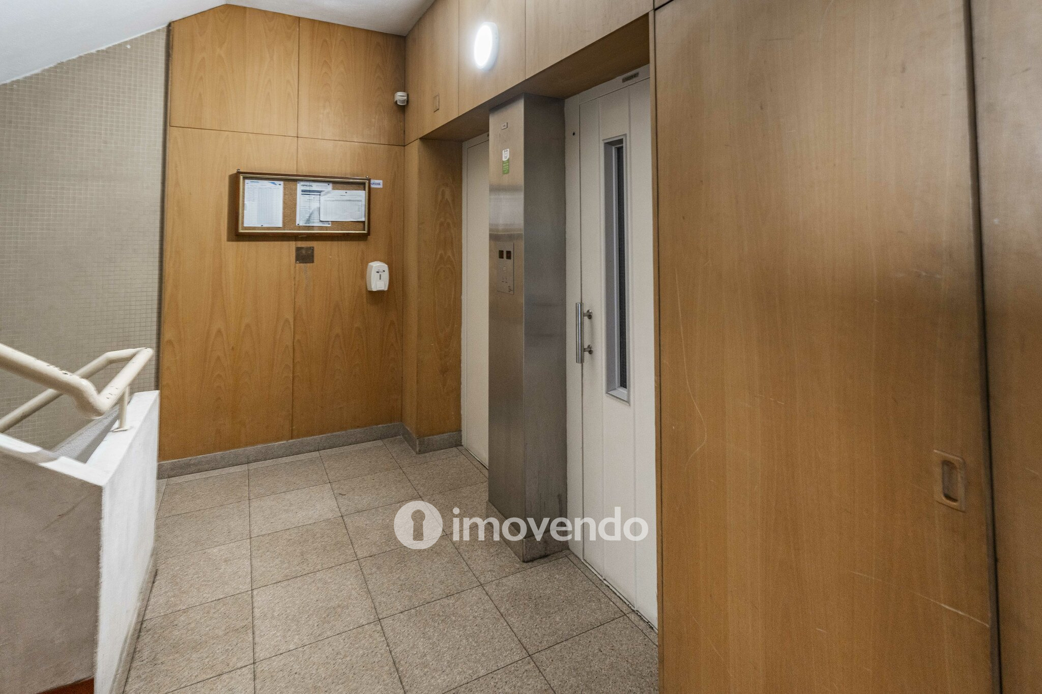 Apartamento T3, com lugar de estacionamento, em Matosinhos