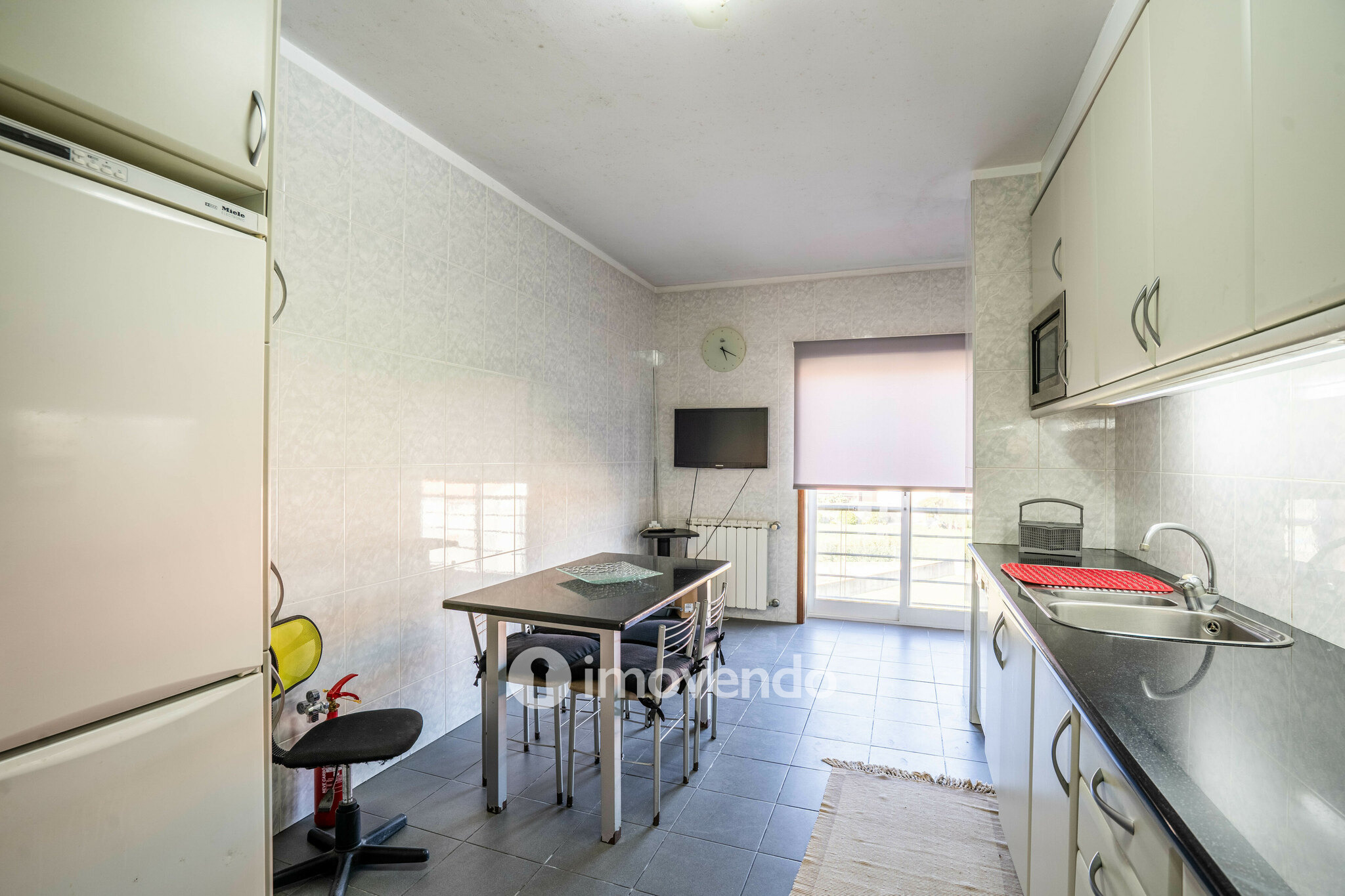 Apartamento T3 com garagem, próximo do mar, em Aguçadoura