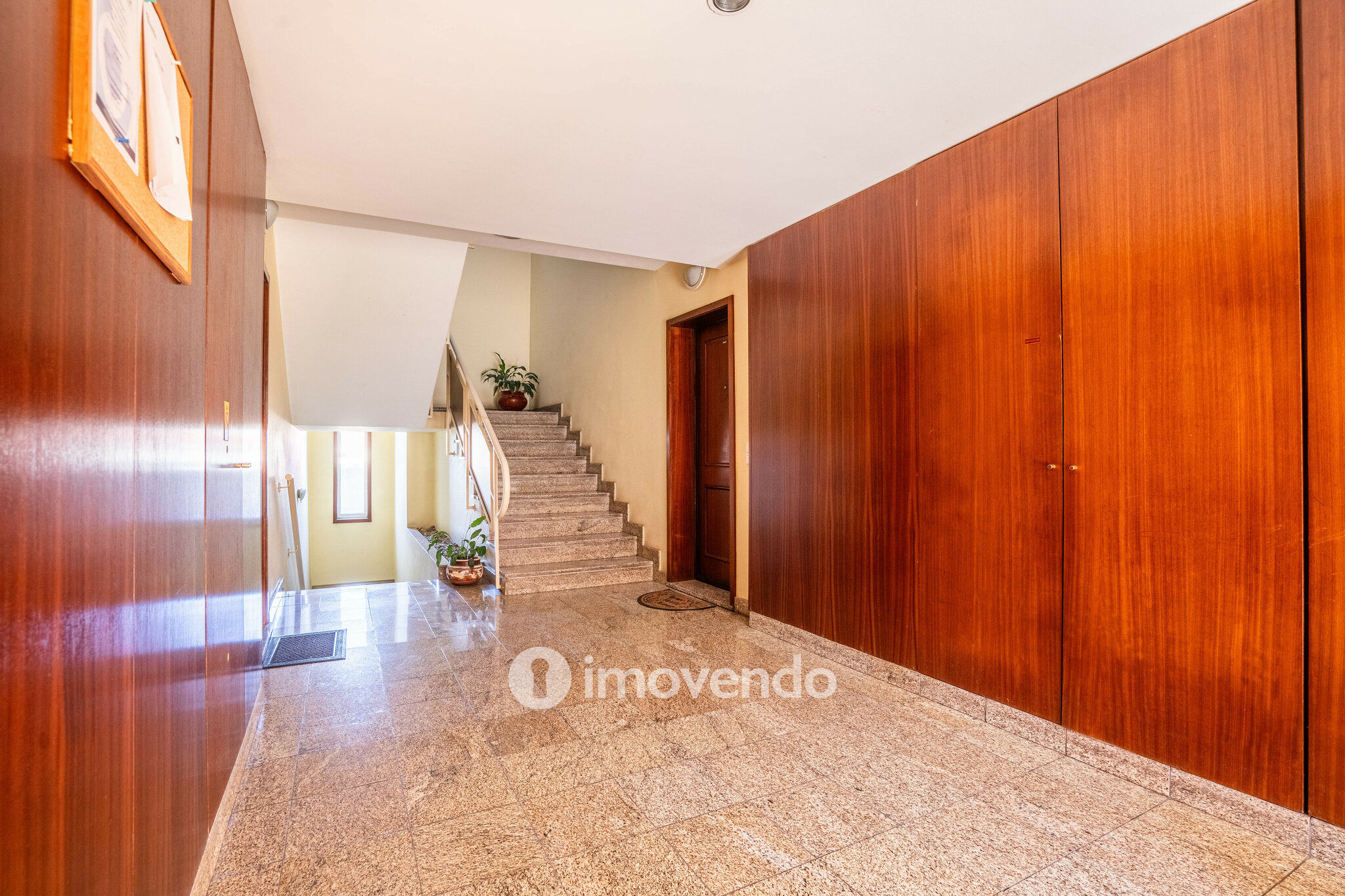 Apartamento T3 com garagem, próximo do mar, em Aguçadoura