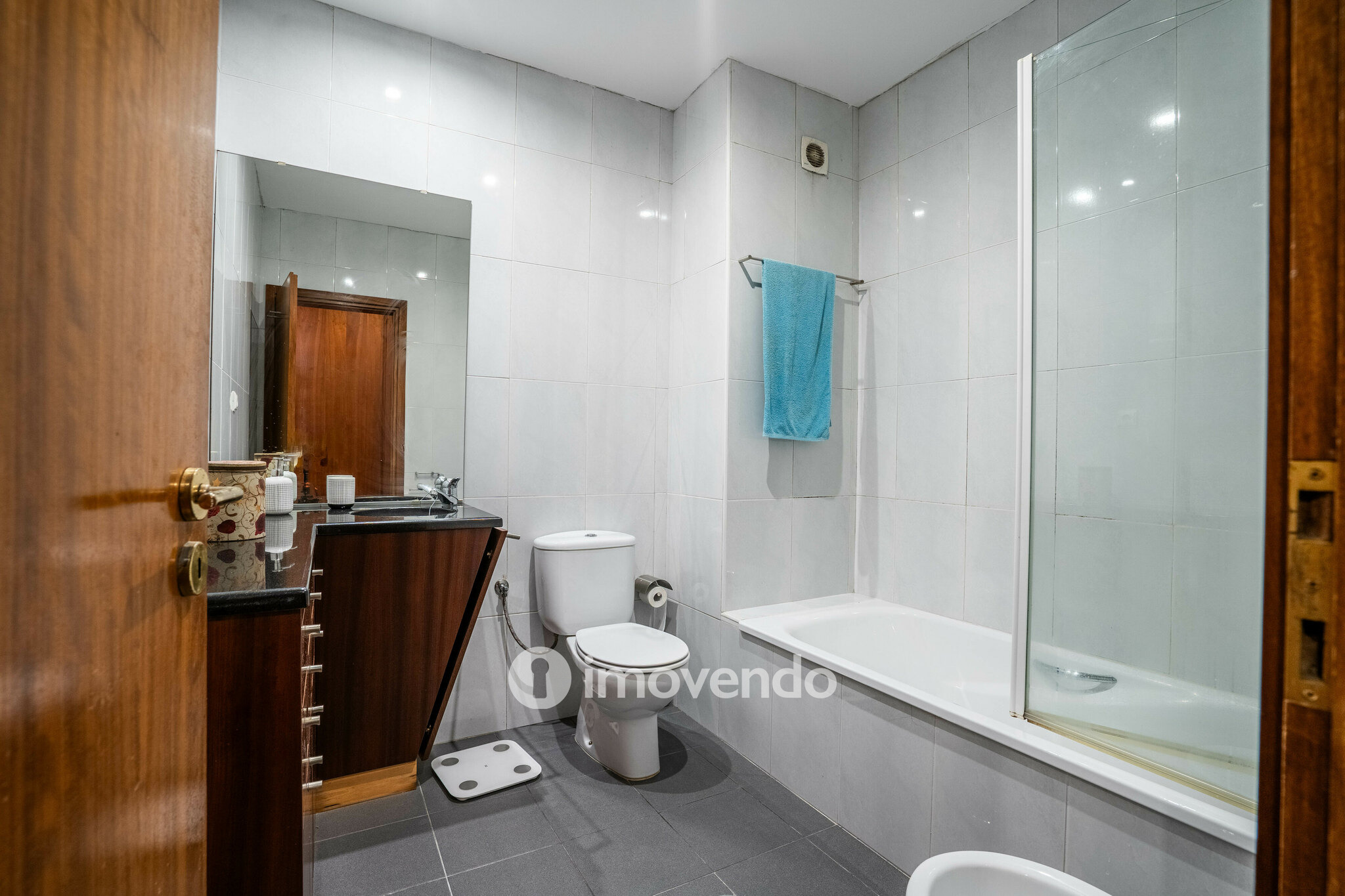 Apartamento T3 com garagem, próximo do mar, em Aguçadoura