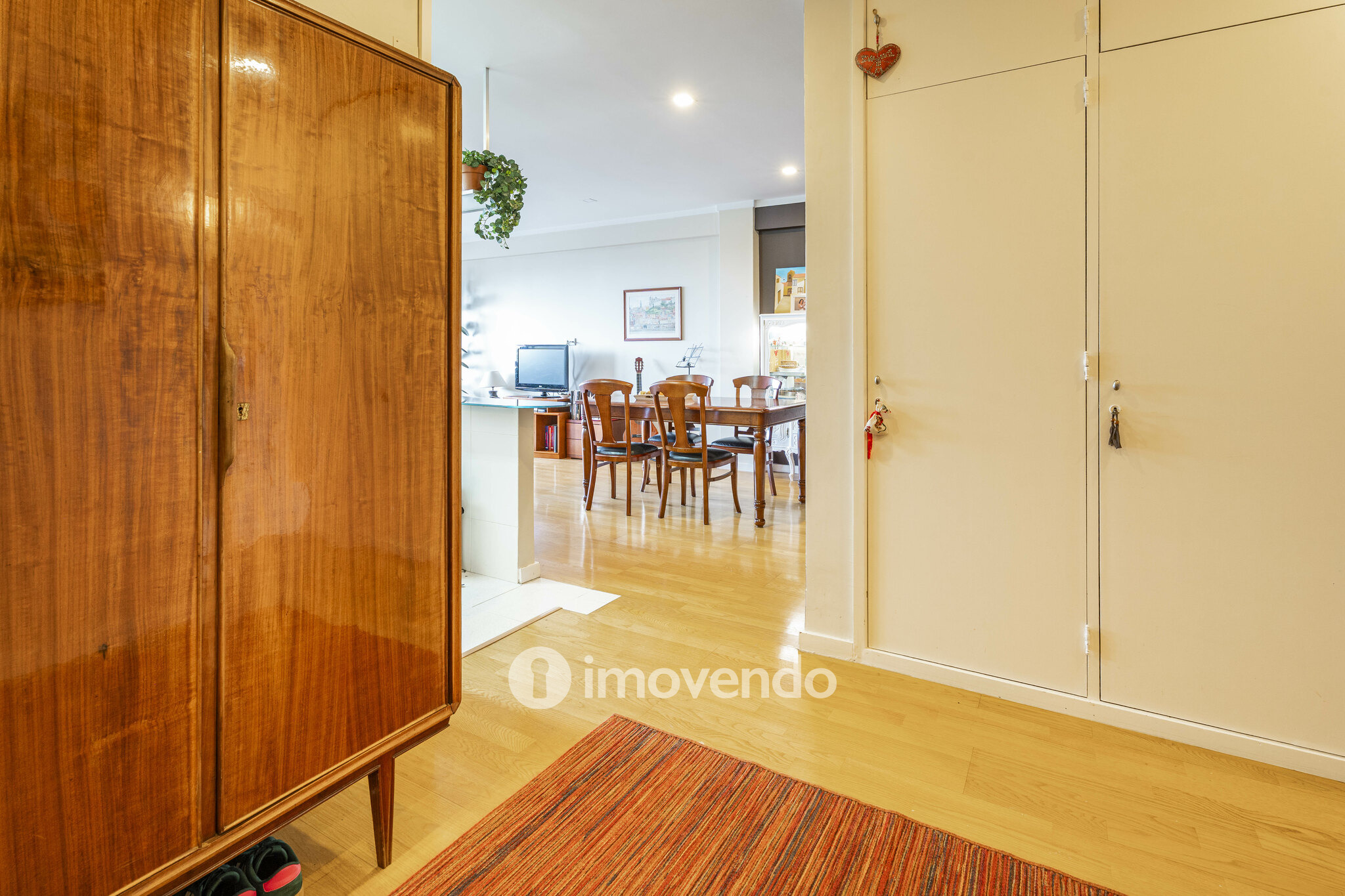 Apartamento T3, com lugar de estacionamento, em Matosinhos