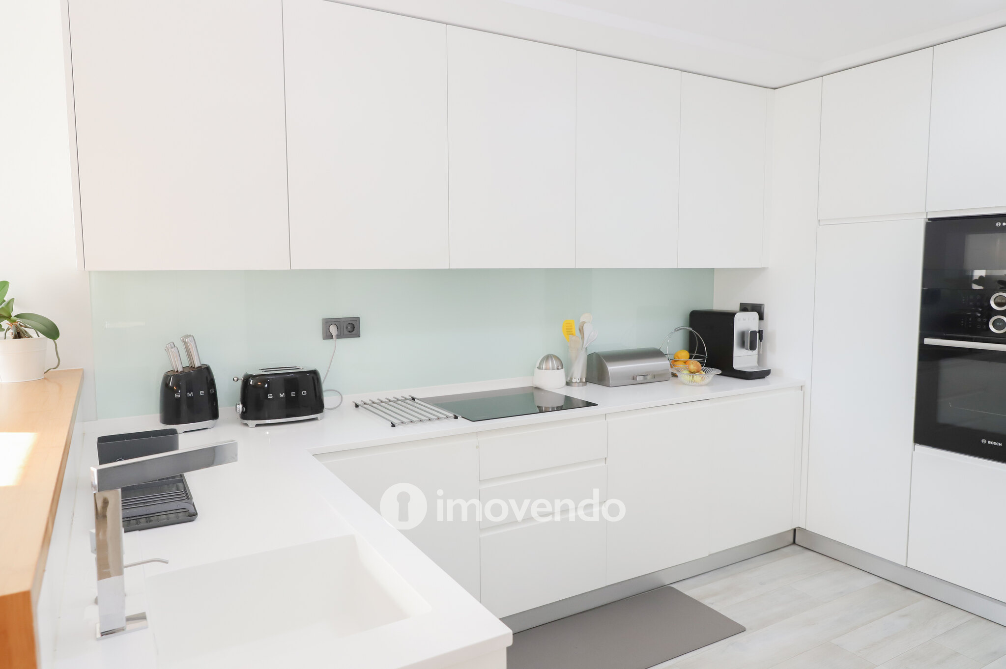 Apartamento T3 exclusivo, com garagem, em São Domingos de Rana