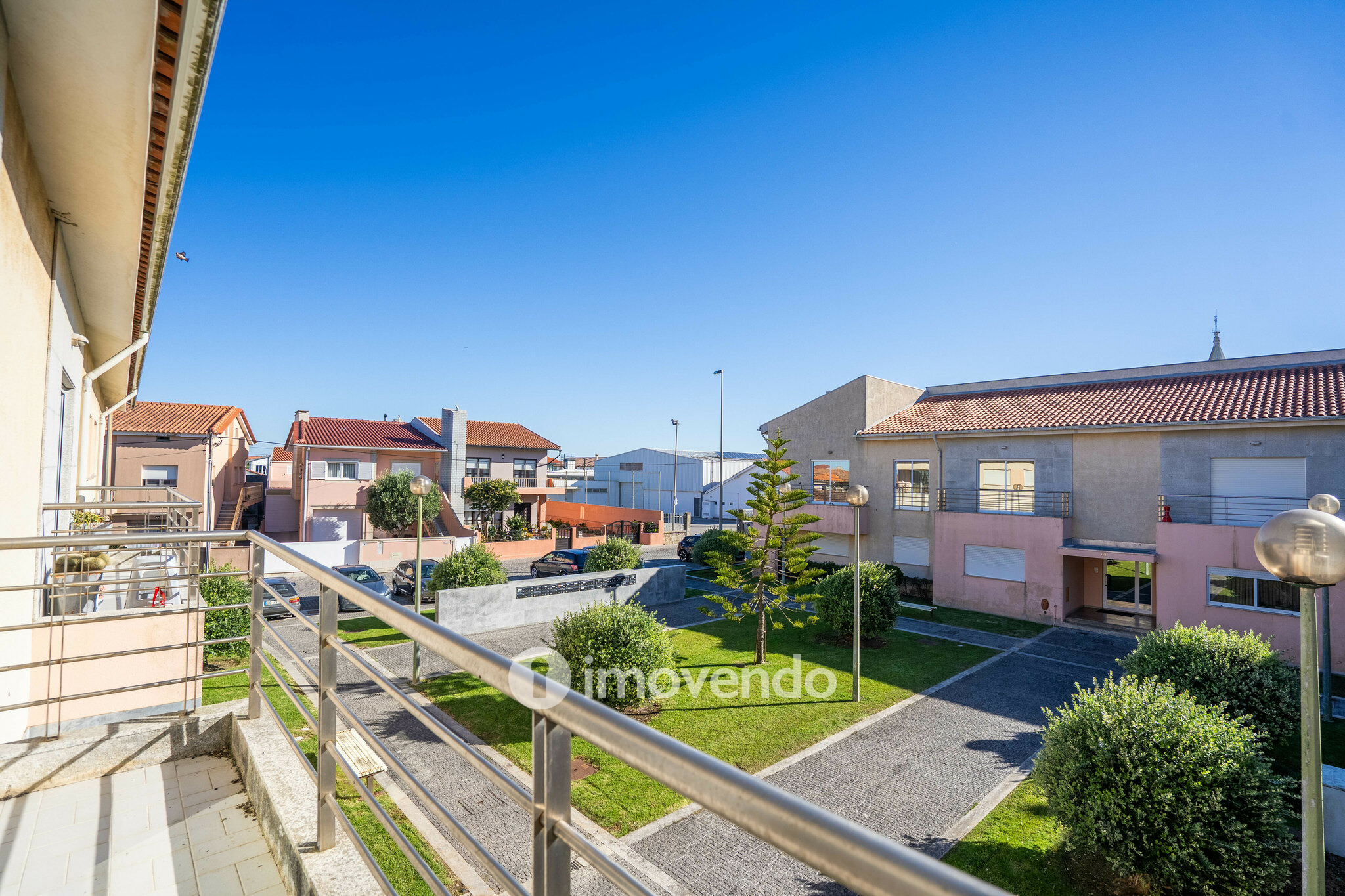 Apartamento T3 com garagem, próximo do mar, em Aguçadoura