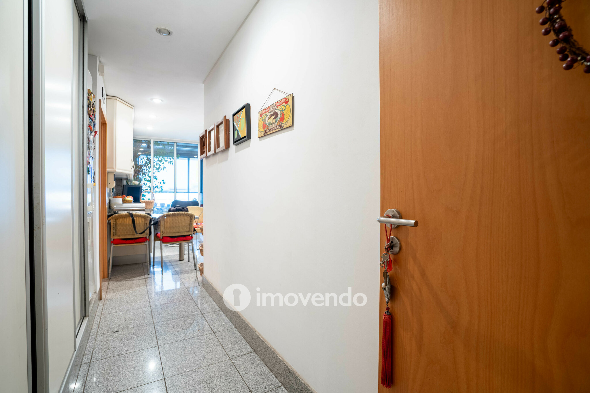 Apartamento T3 exclusivo, com estacionamento, em zona premium no Porto