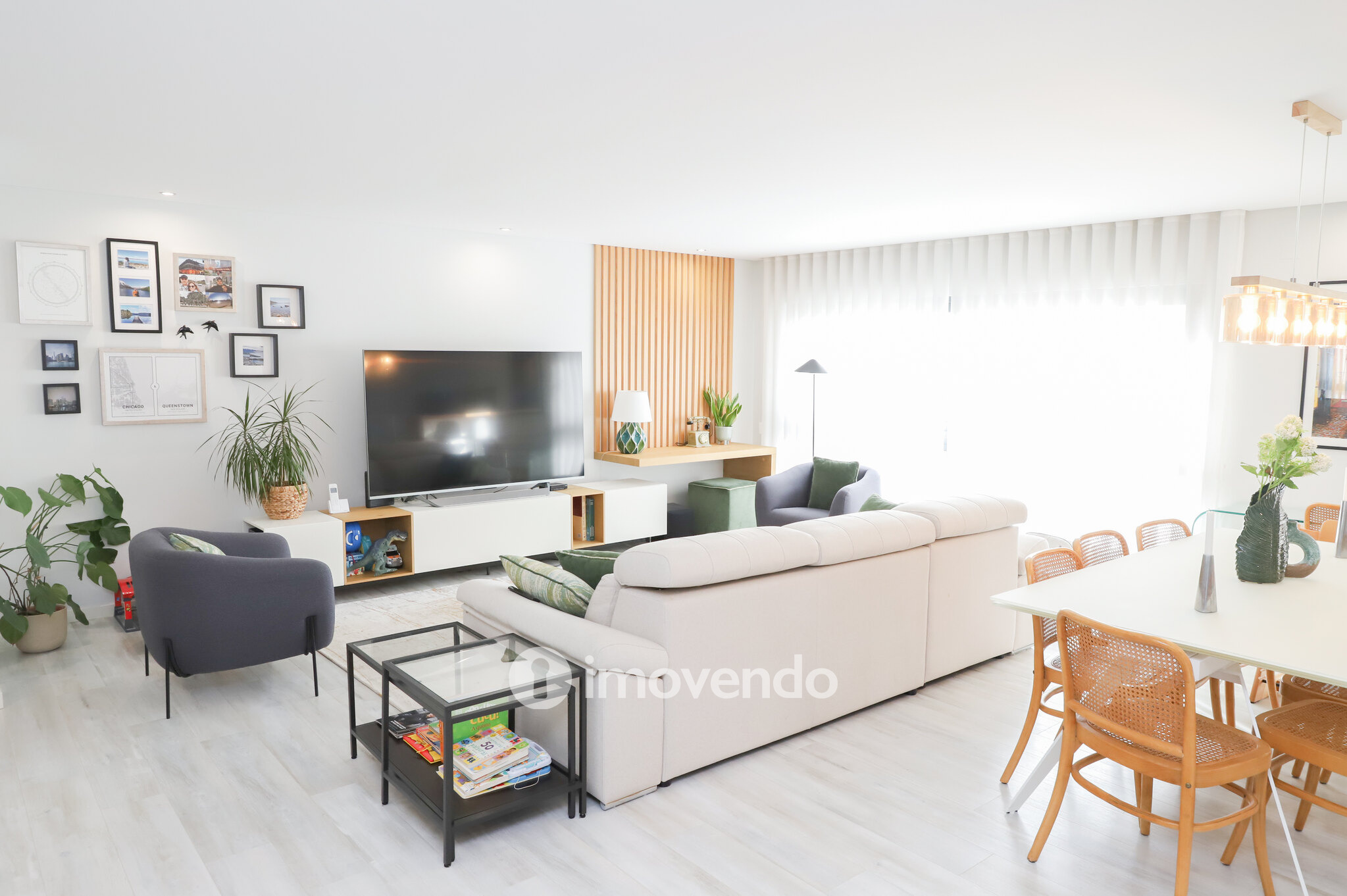 Apartamento T3 exclusivo, com garagem, em São Domingos de Rana