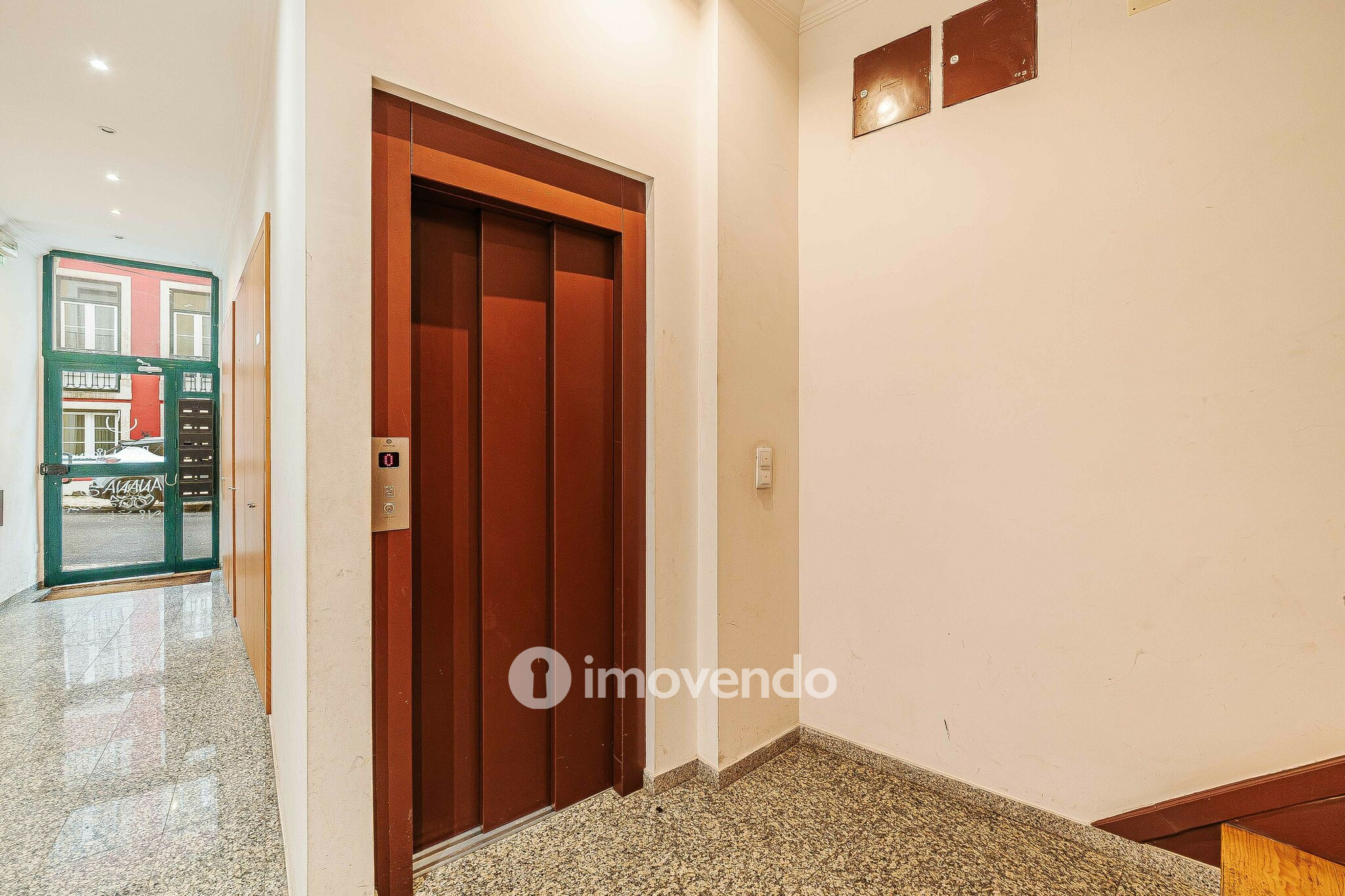 Apartamento T3 remodelado, mobilado e equipado, no centro de Lisboa