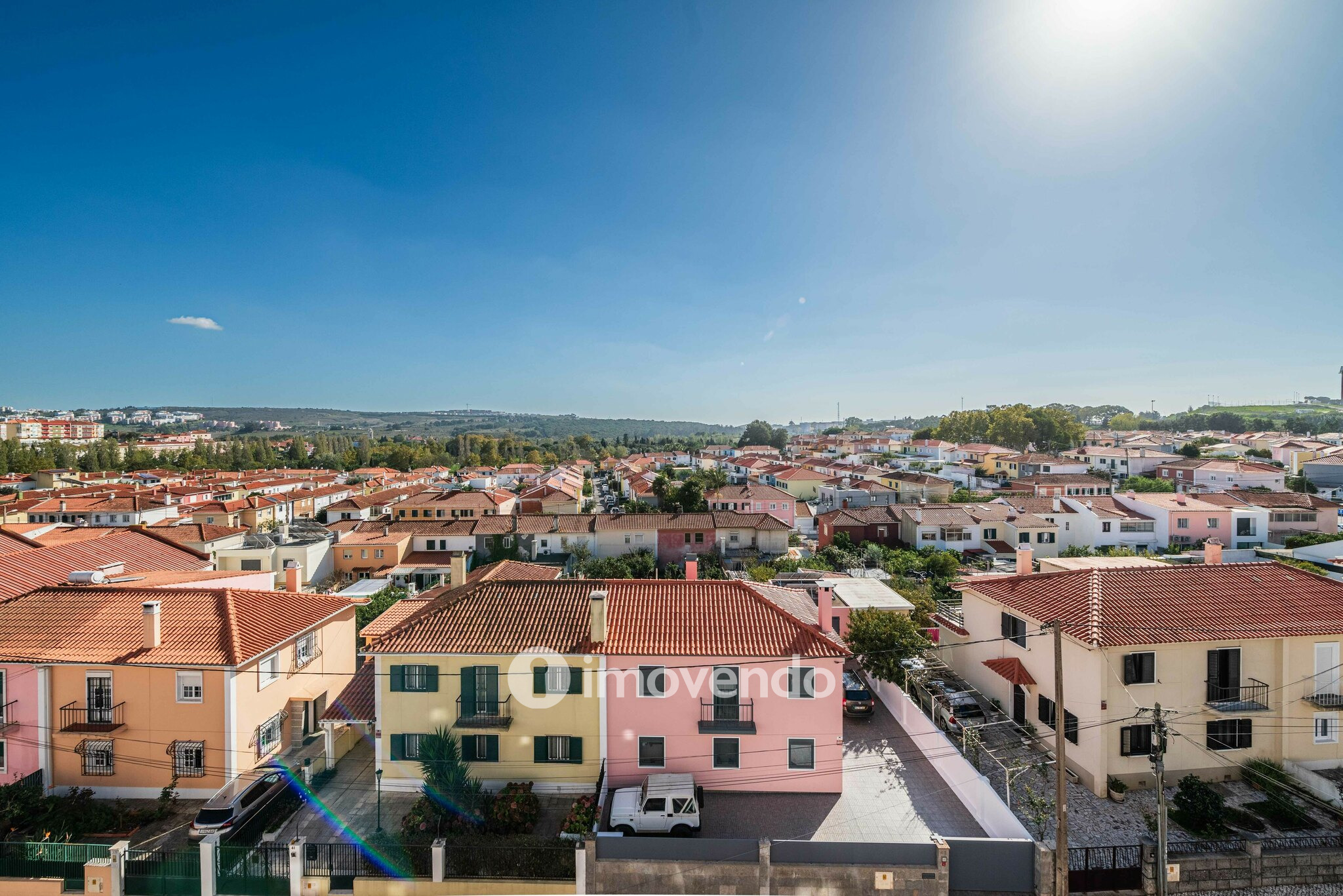 Apartamento T2, totalmente remodelado, em Queluz