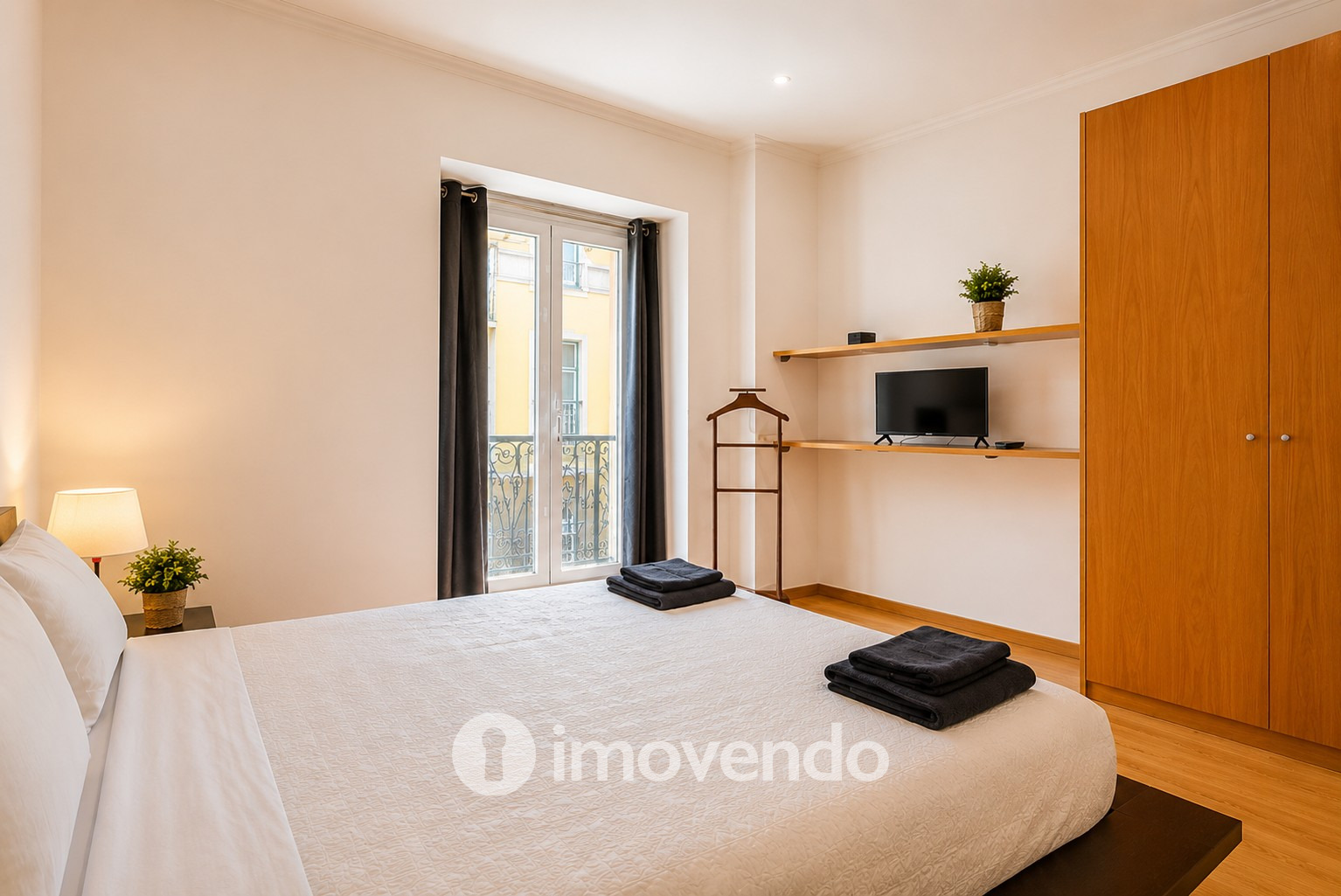 Apartamento T3 remodelado, mobilado e equipado, no centro de Lisboa