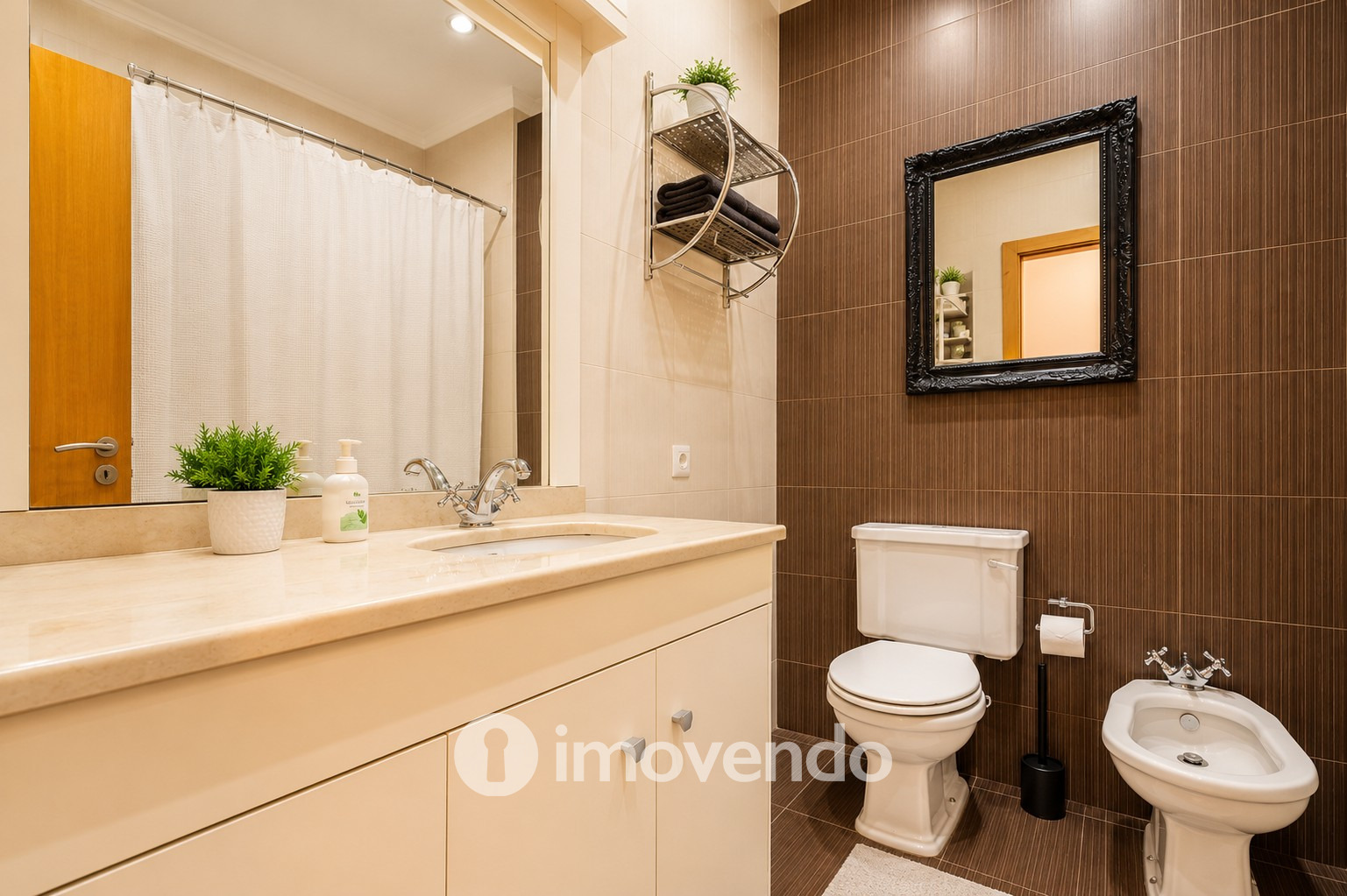 Apartamento T3 remodelado, mobilado e equipado, no centro de Lisboa