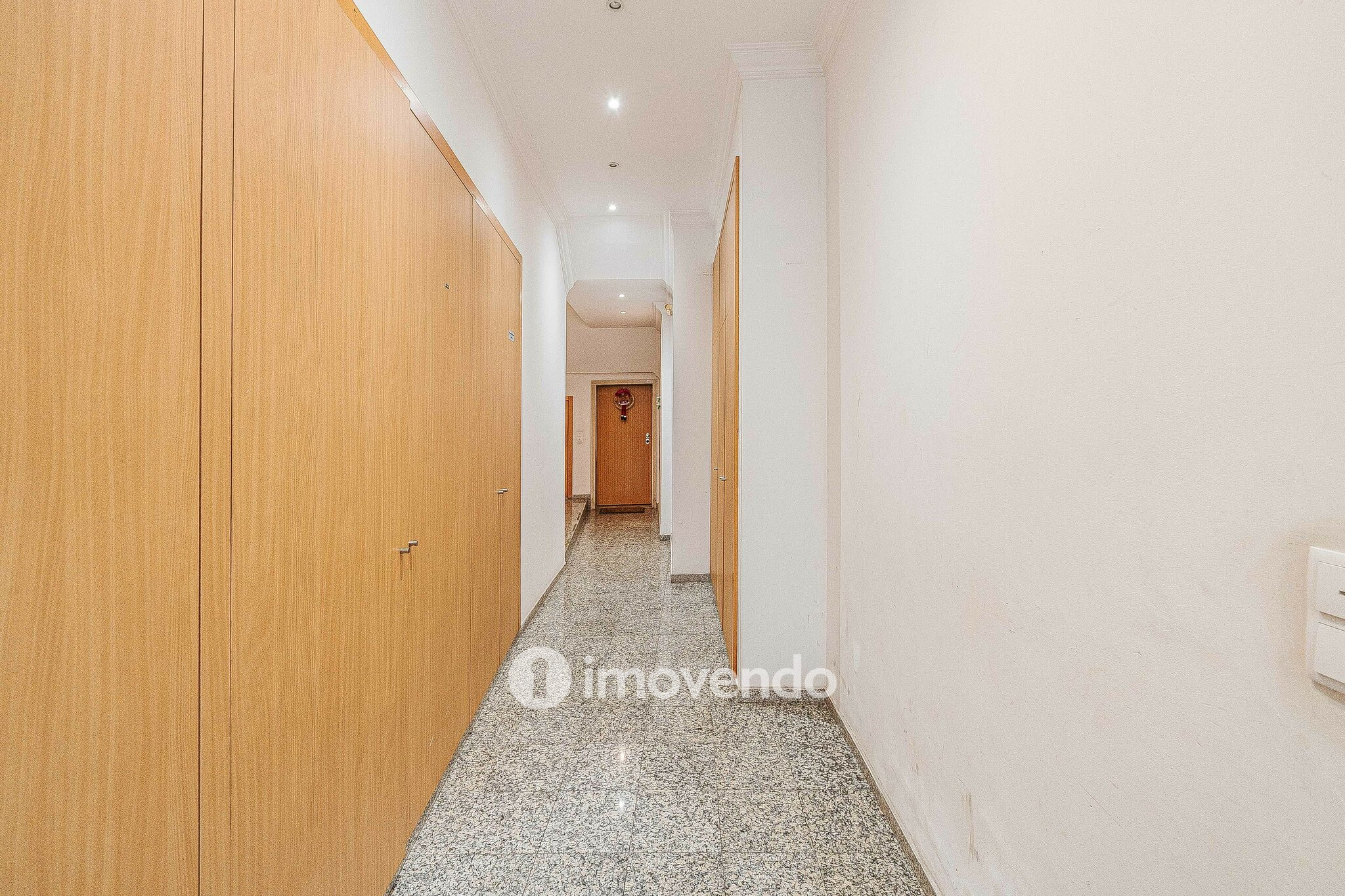 Apartamento T3 remodelado, mobilado e equipado, no centro de Lisboa