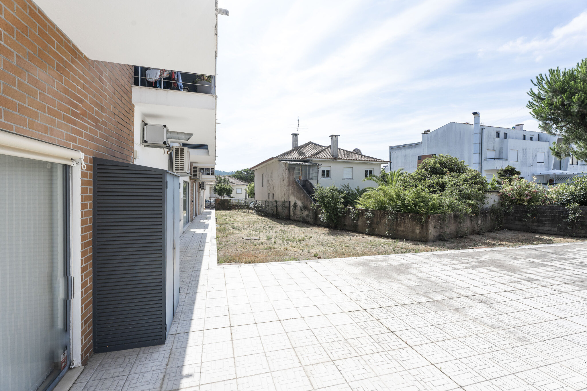 Apartamento T2 moderno, com estacionamento, na Curia, Anadia