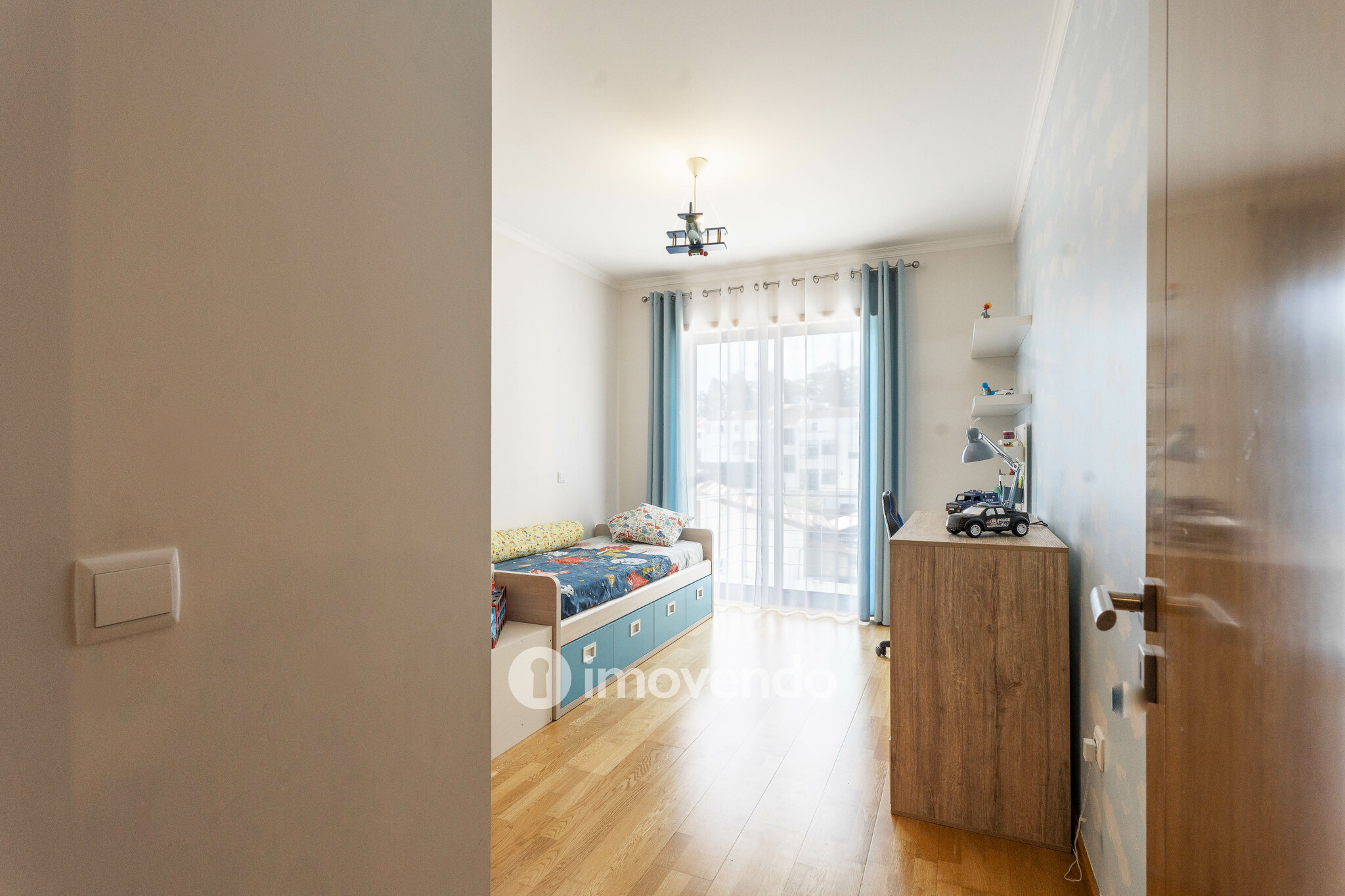 Apartamento T2 moderno, com estacionamento, na Curia, Anadia