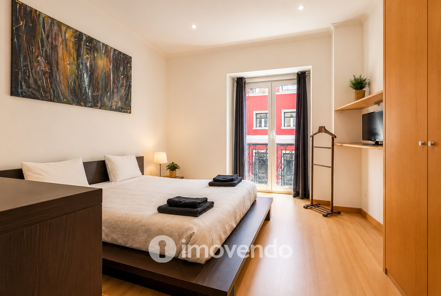 Apartamento T3 remodelado, mobilado e equipado, no centro de Lisboa