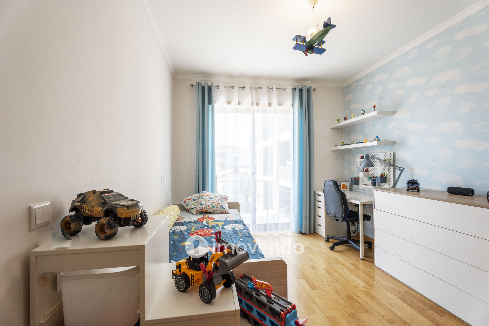 Apartamento T2 moderno, com estacionamento, na Curia, Anadia