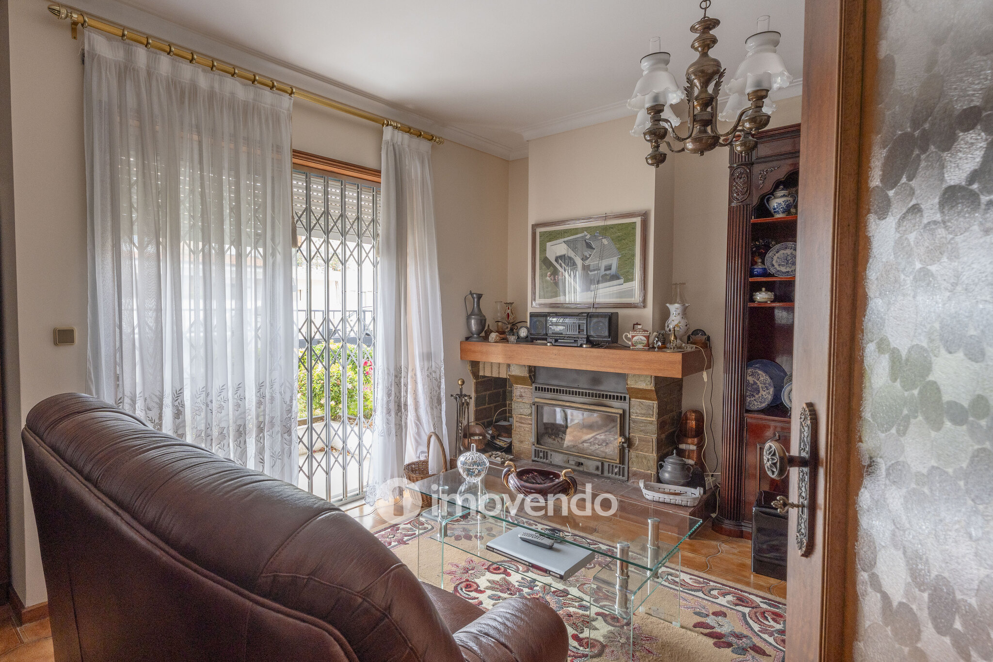 Moradia T4 com garagem, em Vila Nova da Telha, na Maia