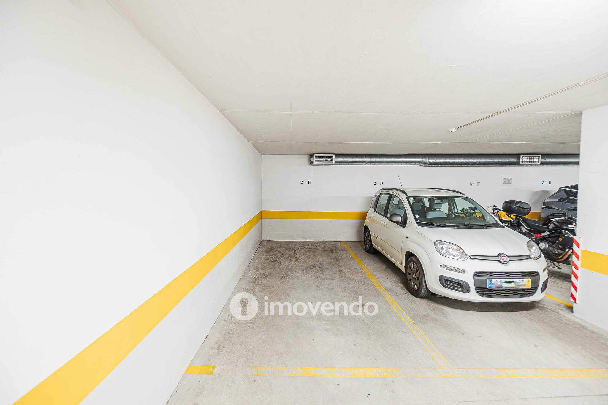 Apartamento T2 moderno, com estacionamento, na Póvoa de Santo Adrião