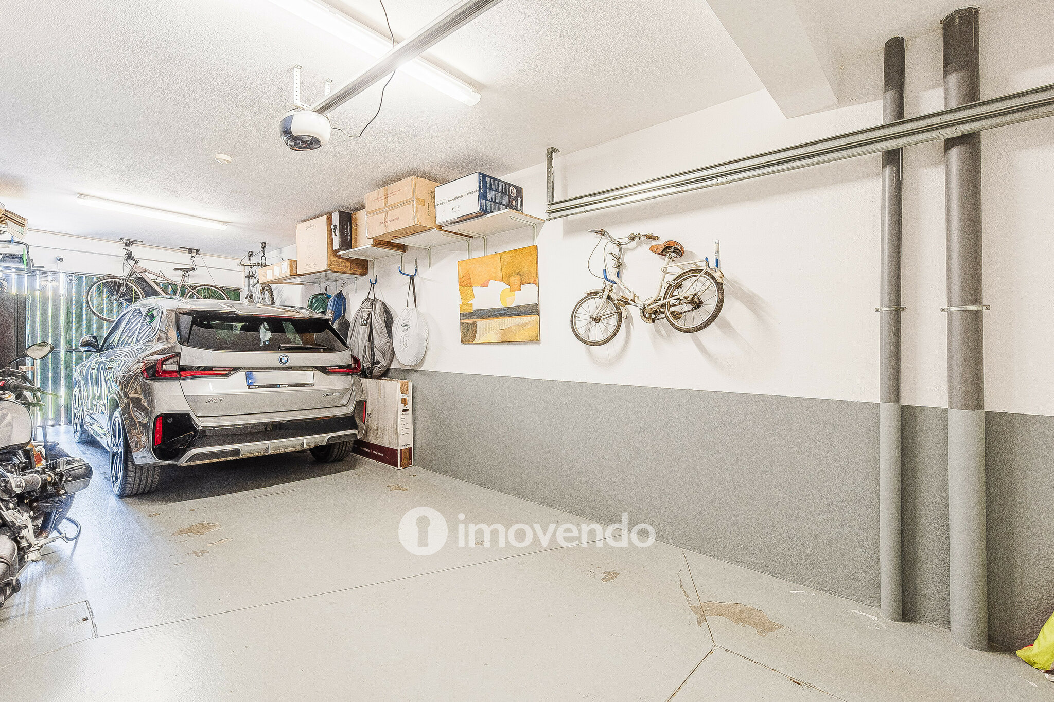 Moradia T3 moderna, com piscina e garagem, em Santo Antão do Tojal