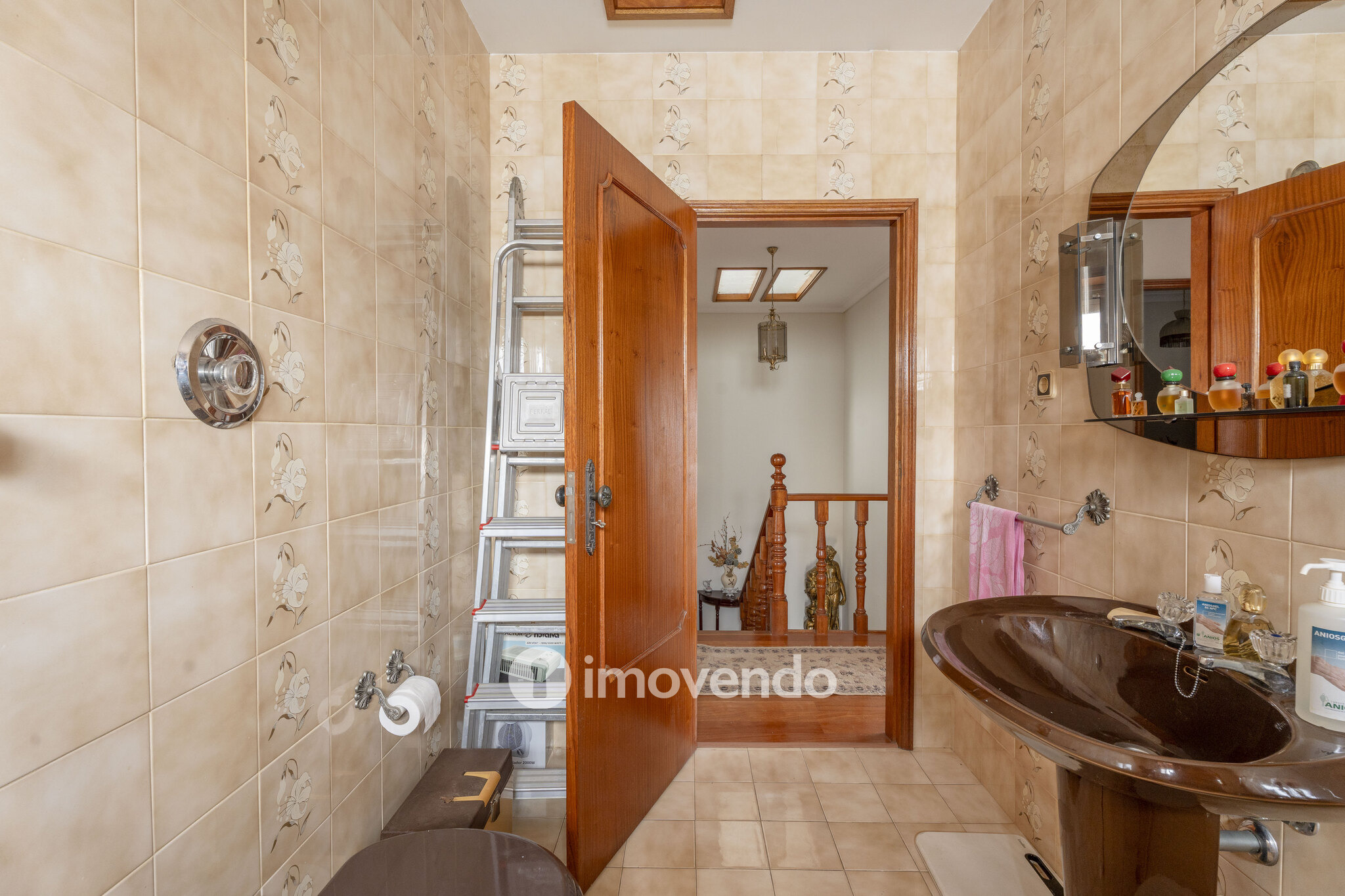 Moradia T4 com garagem, em Vila Nova da Telha, na Maia