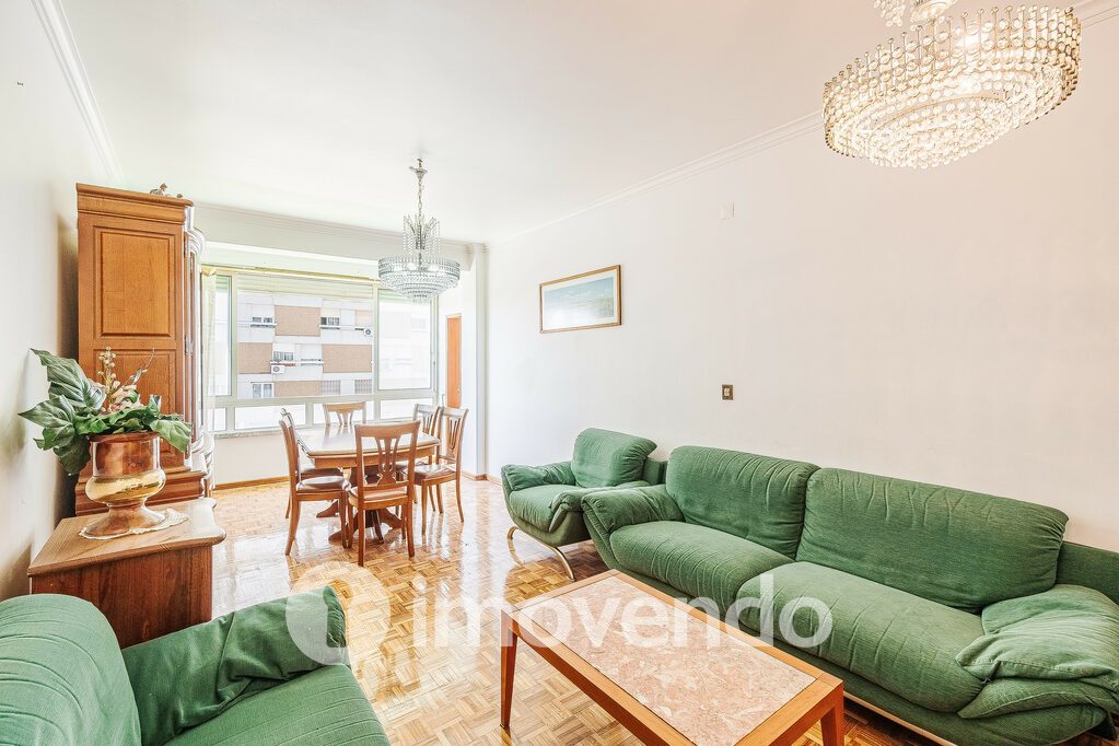 Apartamento T4 em Loures, Lisboa com 151 m<sup>2</sup> por 485.000