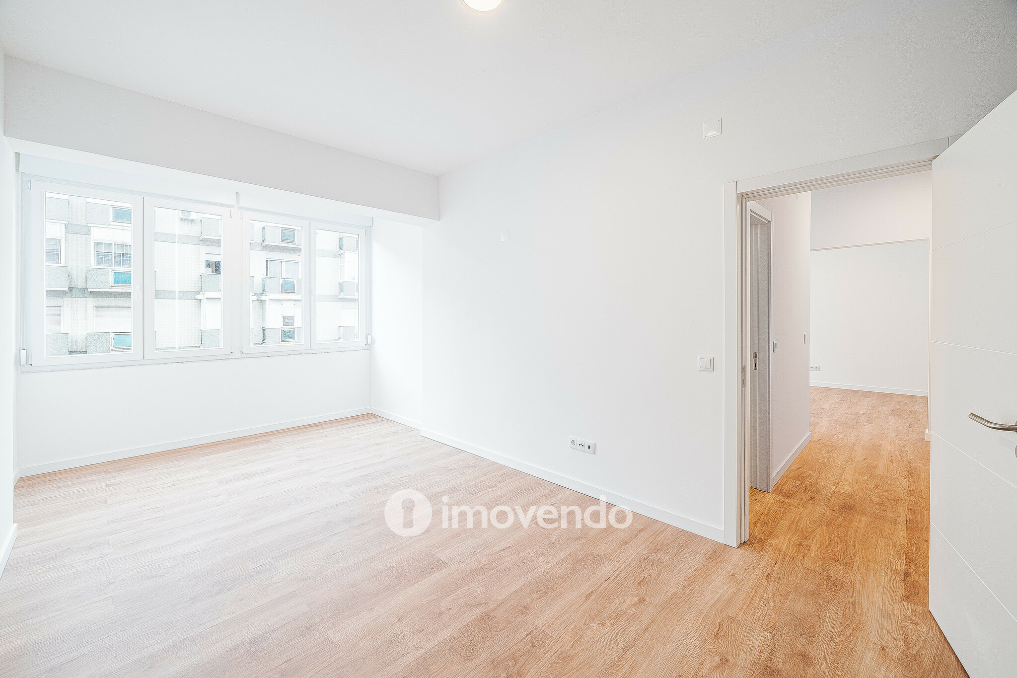 Apartamento T1 totalmente remodelado em 2025, no Lumiar
