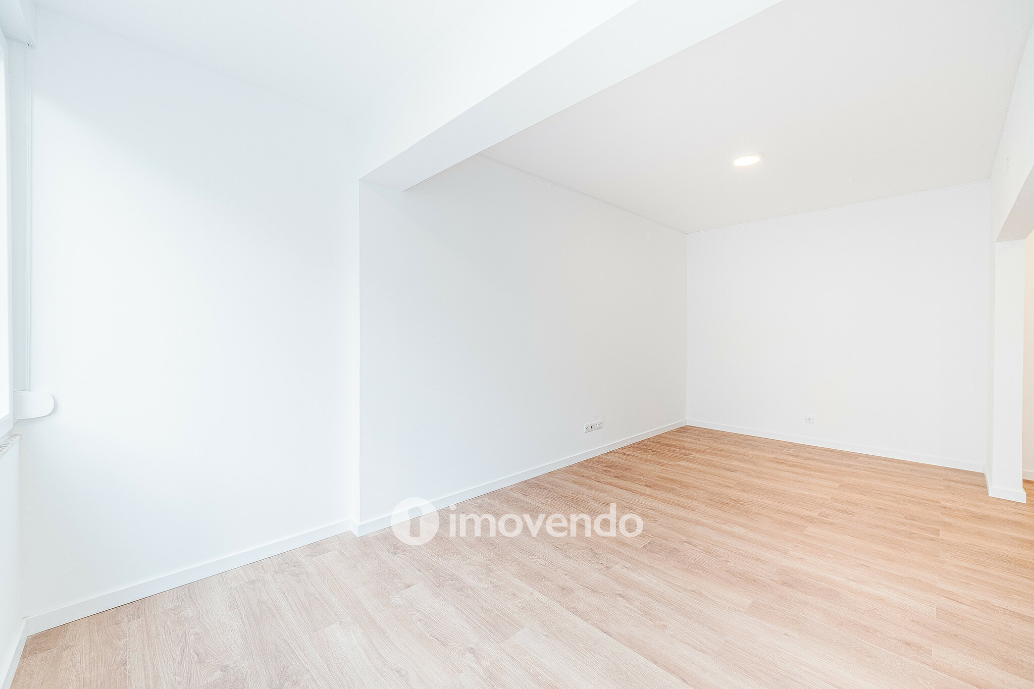 Apartamento T1 totalmente remodelado em 2025, no Lumiar
