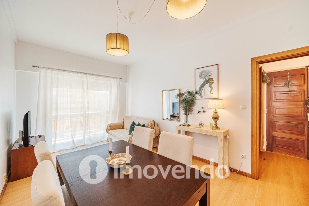Apartamento T2 em Amadora, Damaia com 77 m<sup>2</sup> por 317.000
