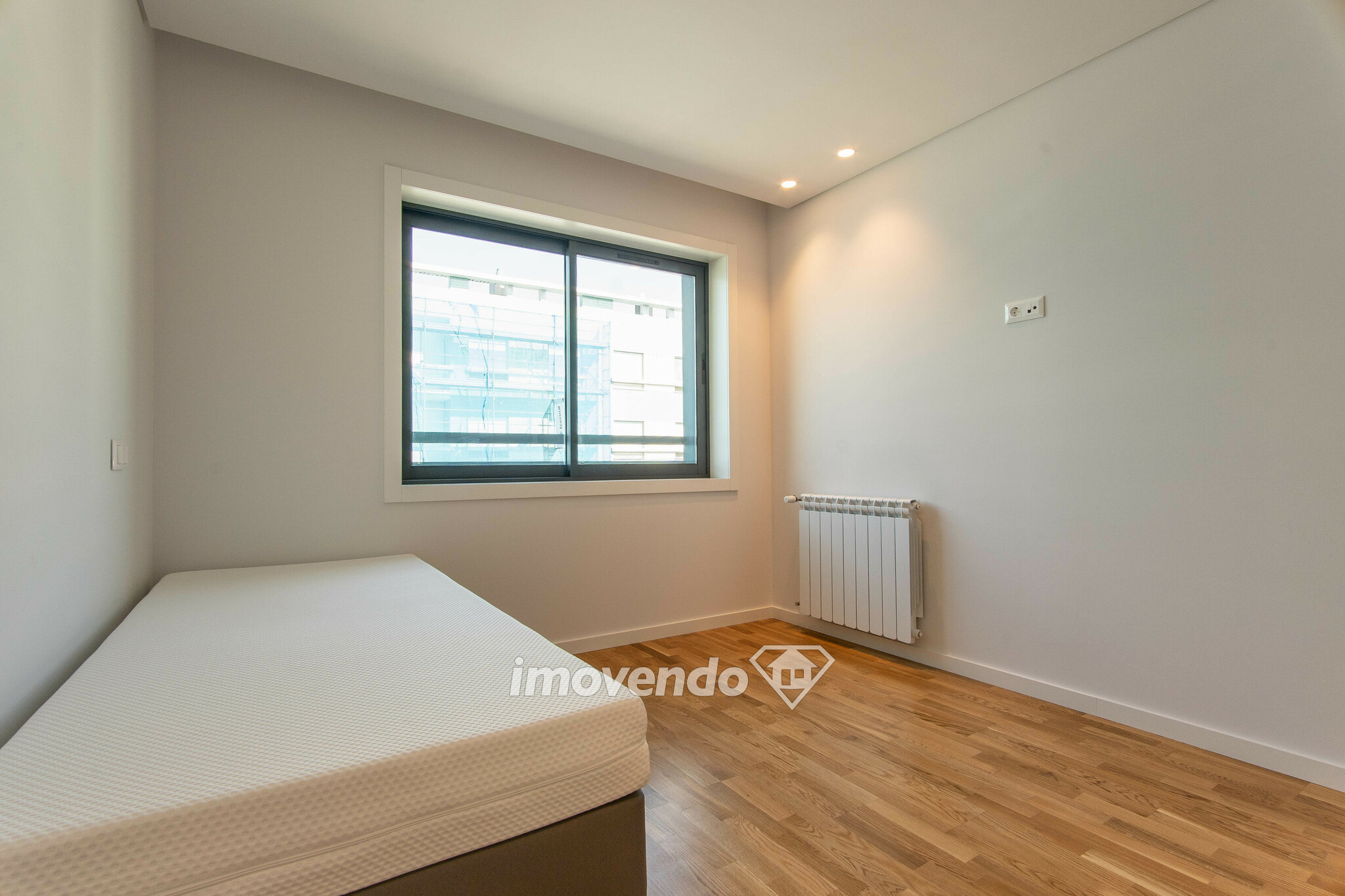 Apartamento T2 novo e exclusivo, com garagem, em Moreira, Maia
