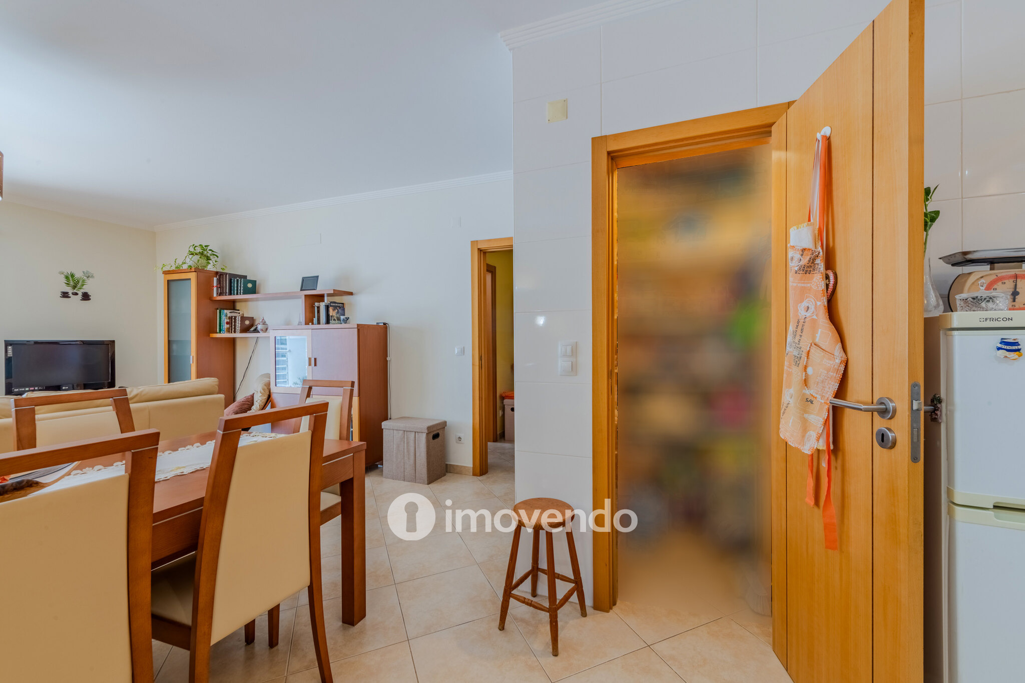 Apartamento T2 exclusivo, em condomínio com piscina, em Portimão