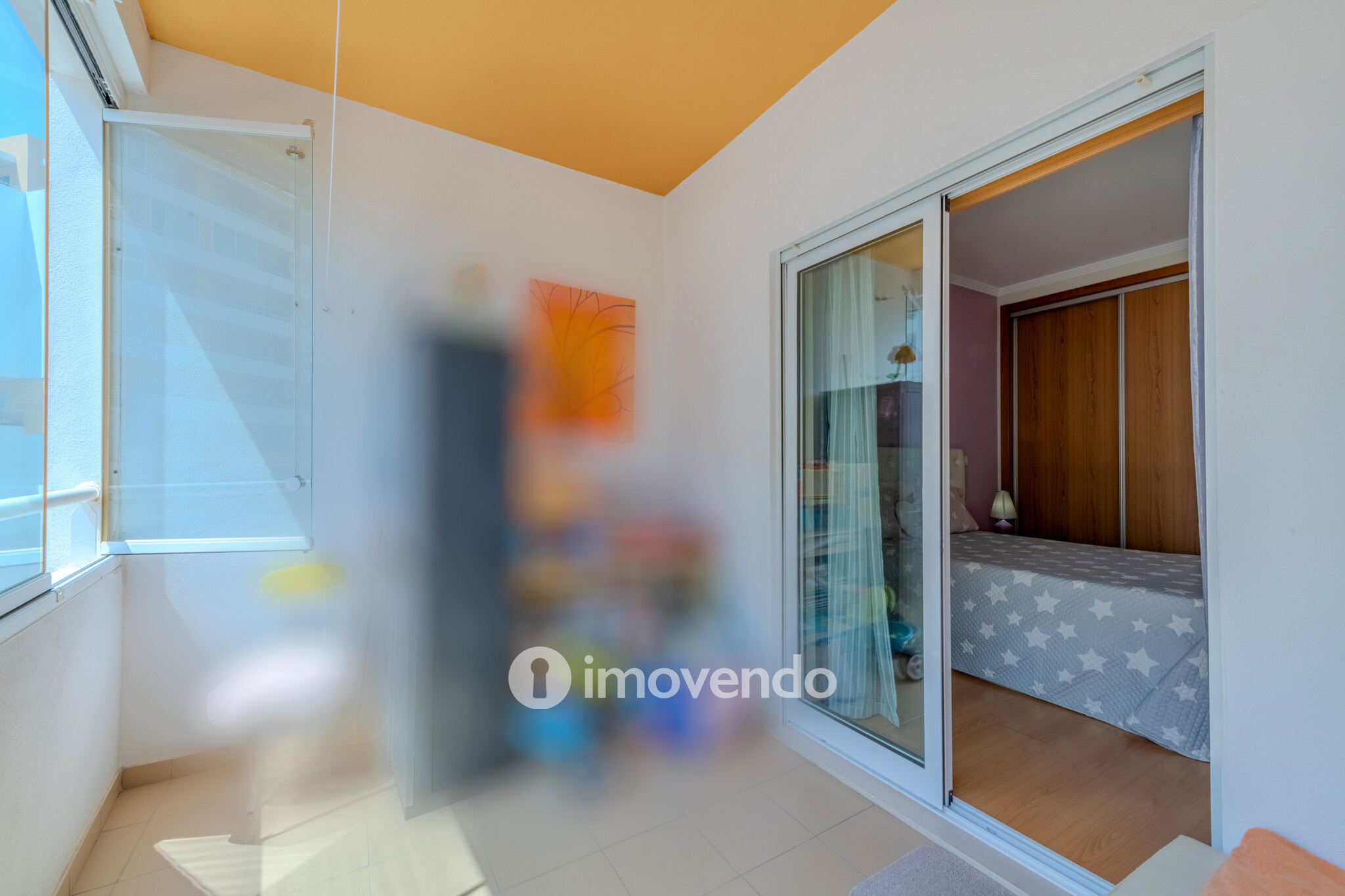Apartamento T2 exclusivo, em condomínio com piscina, em Portimão