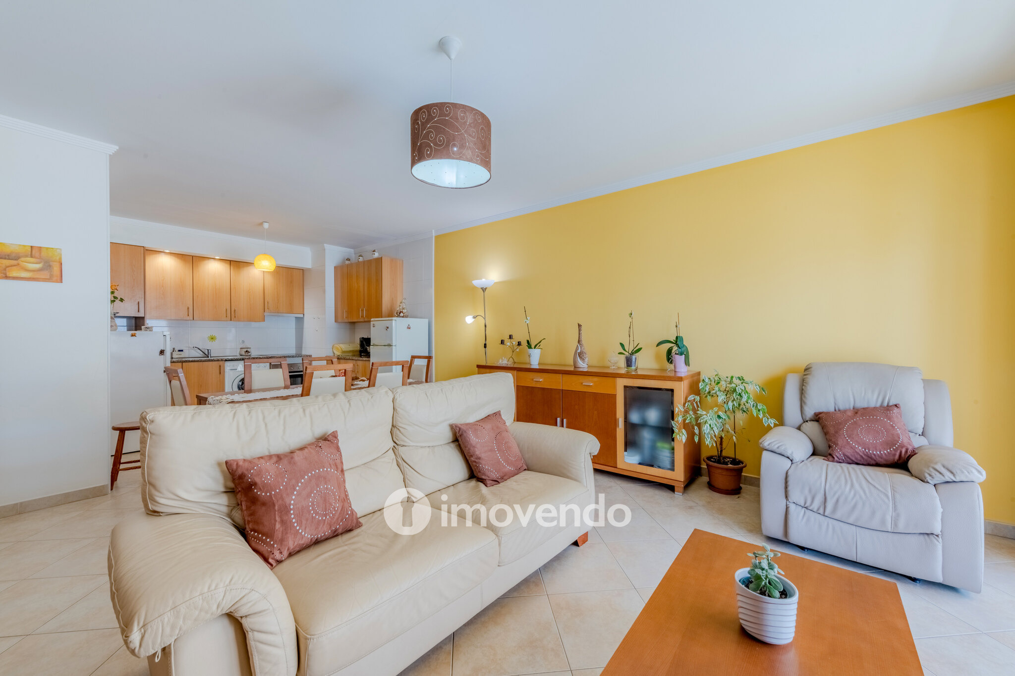 Apartamento T2 exclusivo, em condomínio com piscina, em Portimão