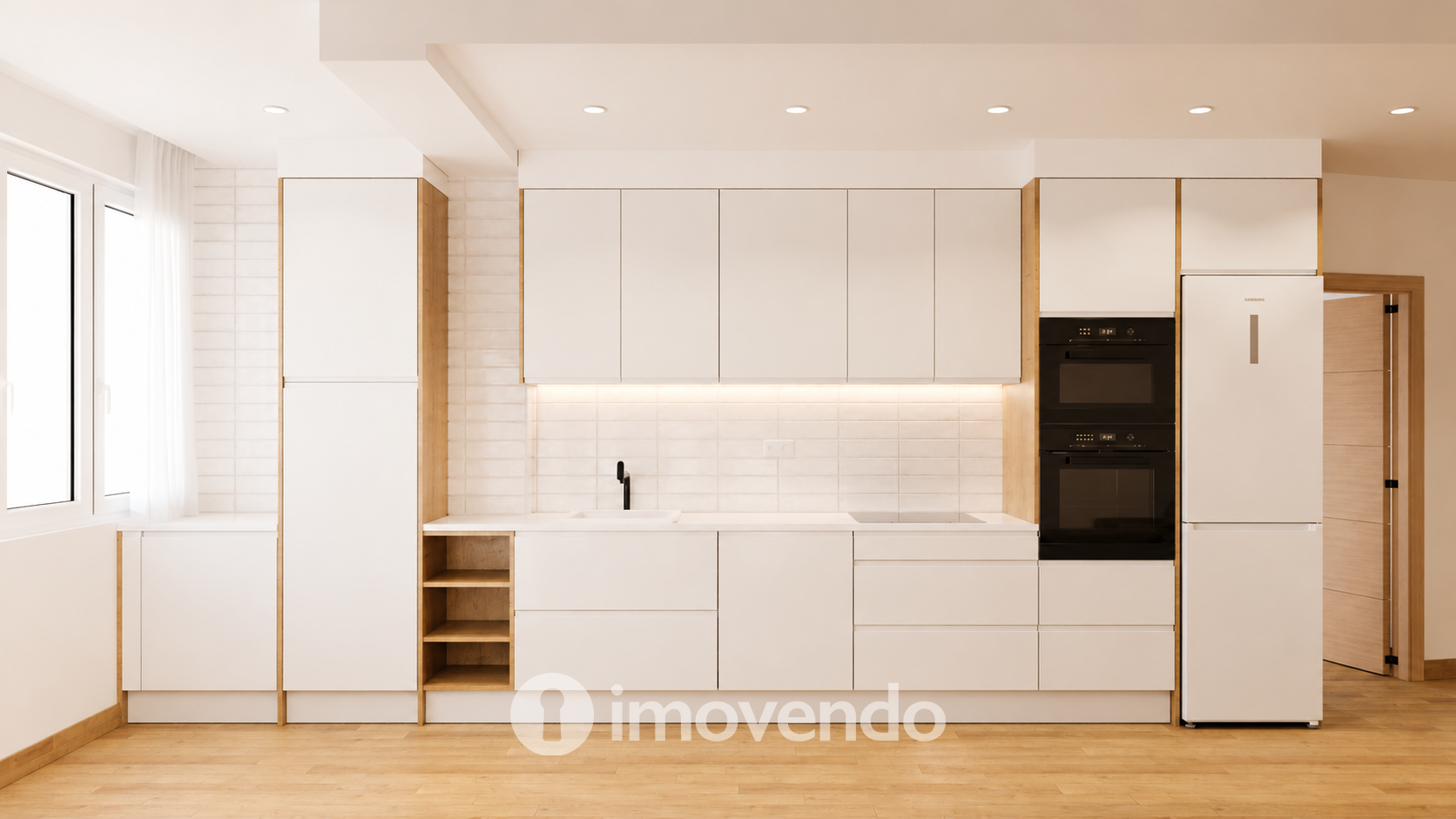 Apartamento T4, totalmente remodelado e cozinha equipada, em Almada