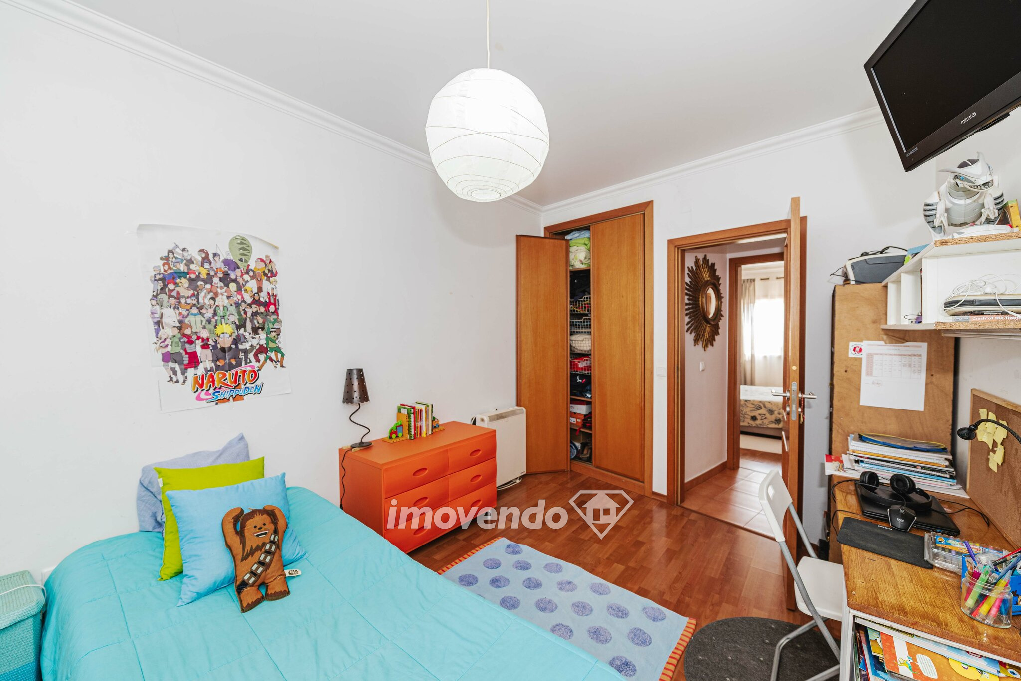 Apartamento T3, com estacionamento e áreas generosas, no Cadaval