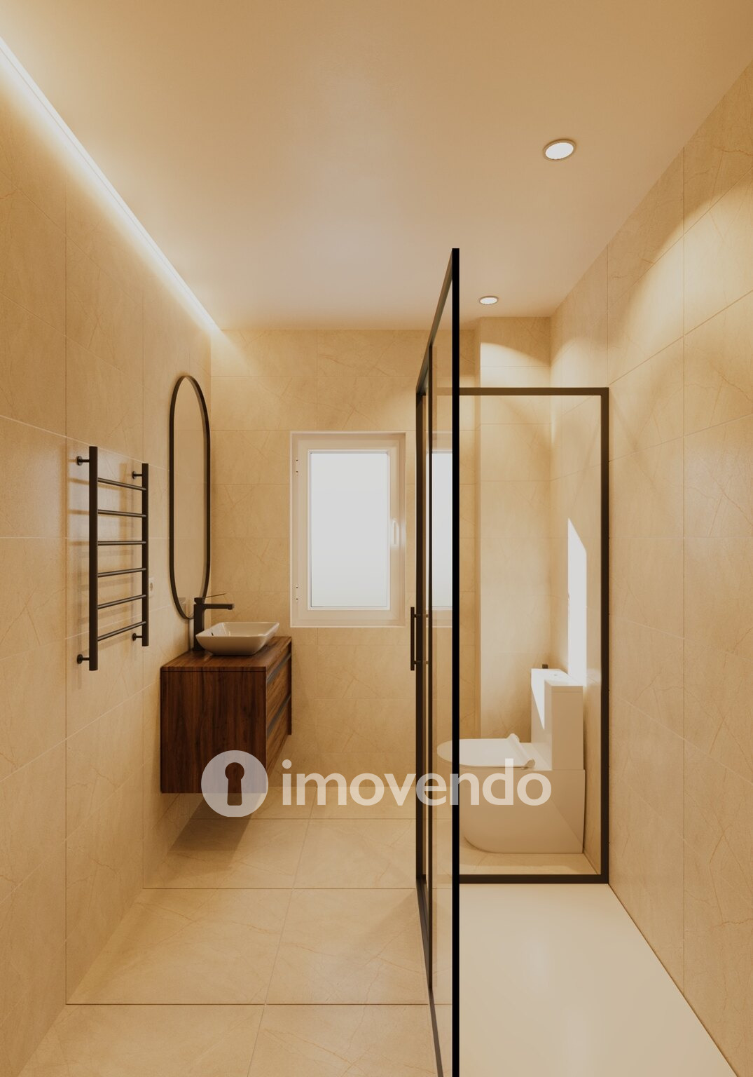 Apartamento T4, totalmente remodelado e cozinha equipada, em Almada