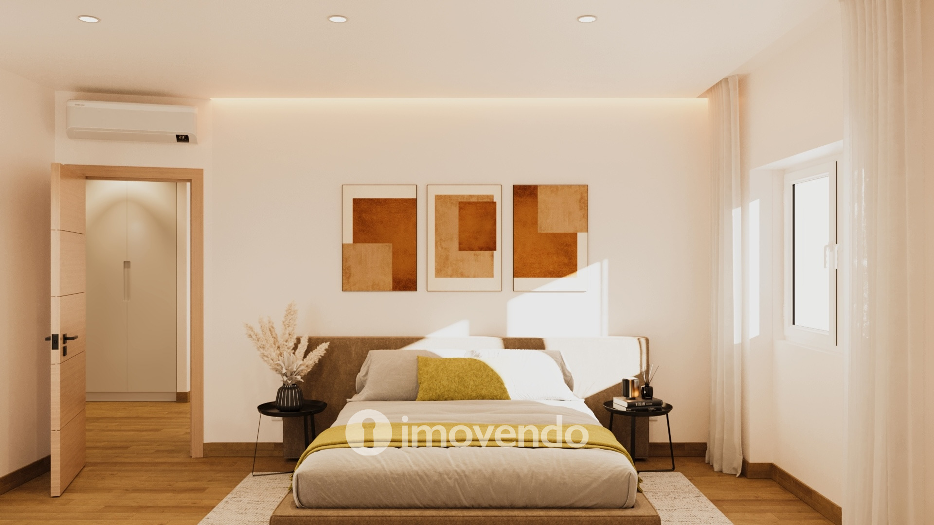 Apartamento T4, totalmente remodelado e cozinha equipada, em Almada