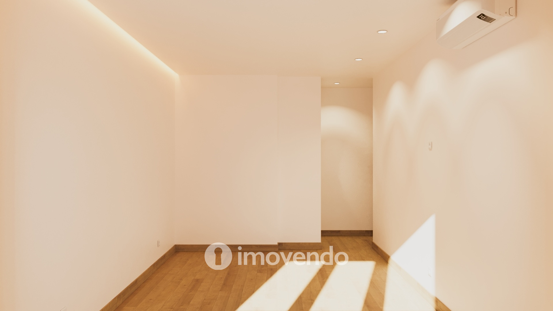 Apartamento T4, totalmente remodelado e cozinha equipada, em Almada