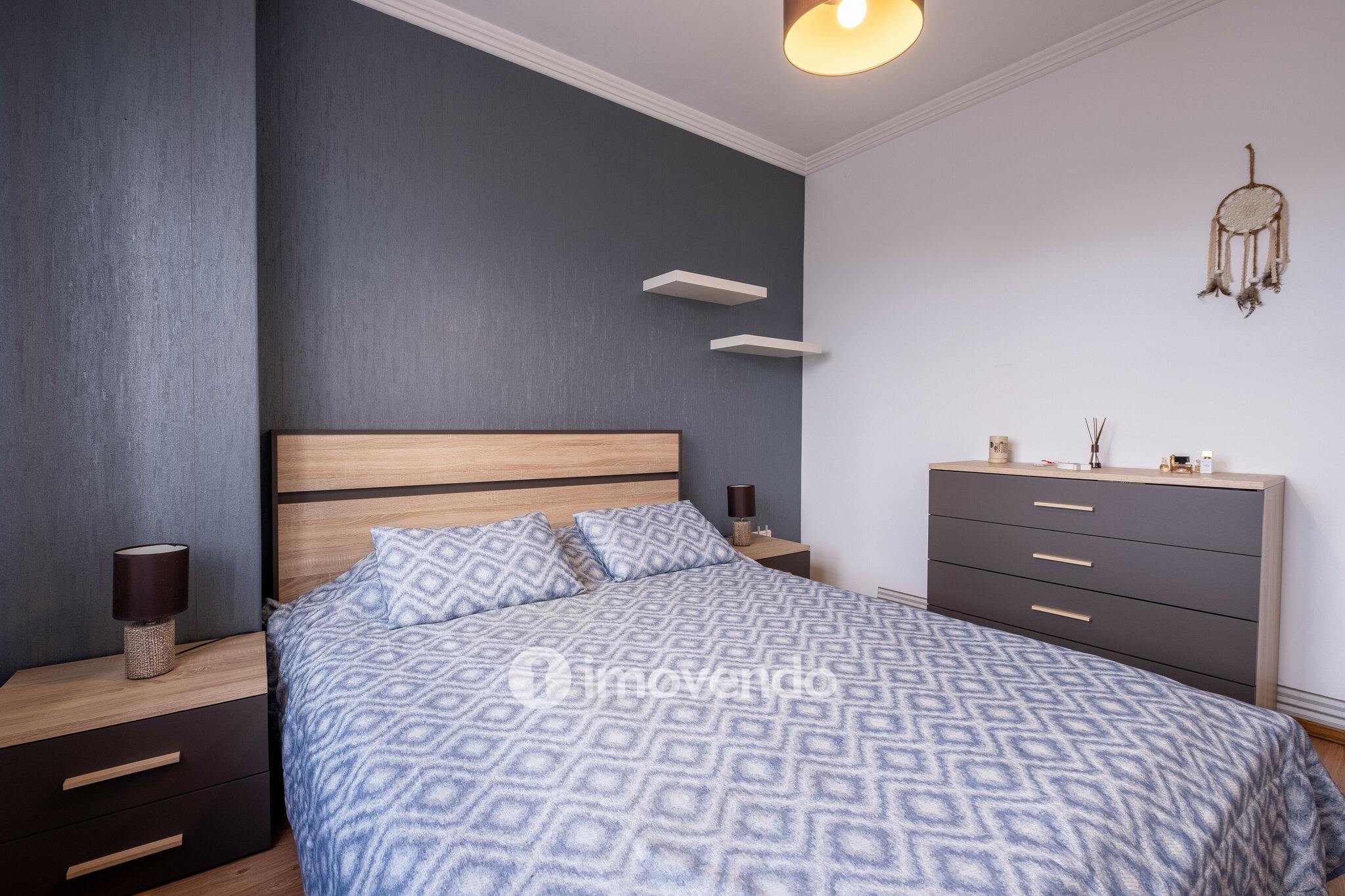 Moradia T3 mobilada e equipada, com garagem e jardim, na Mealhada