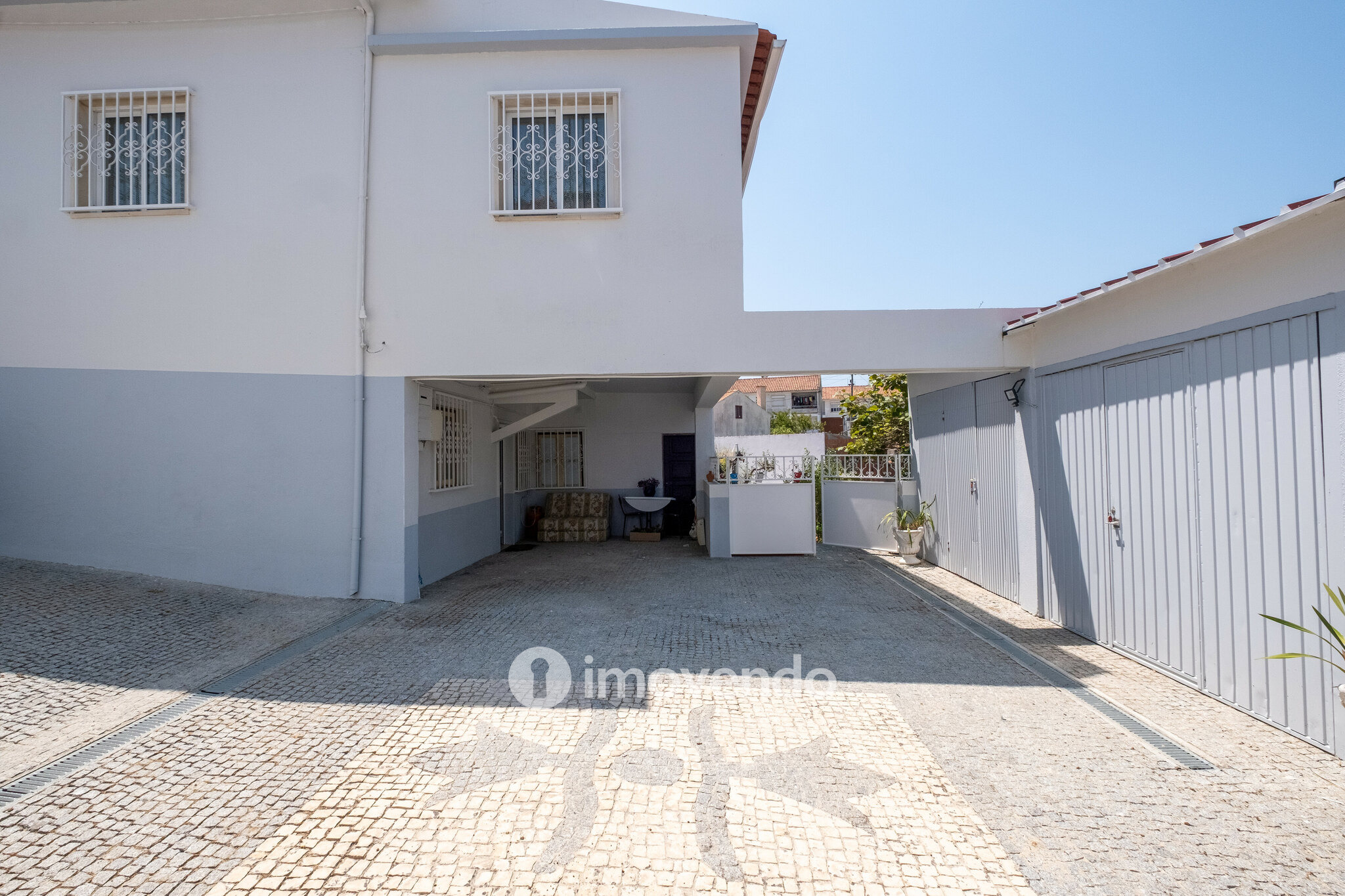 Moradia T6+1, a 1 km da Praia, mobilada e equipada, na Figueira da Foz