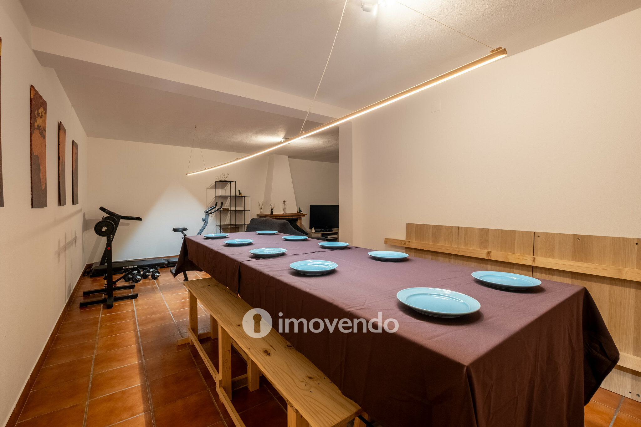 Moradia T3 mobilada e equipada, com garagem e jardim, na Mealhada