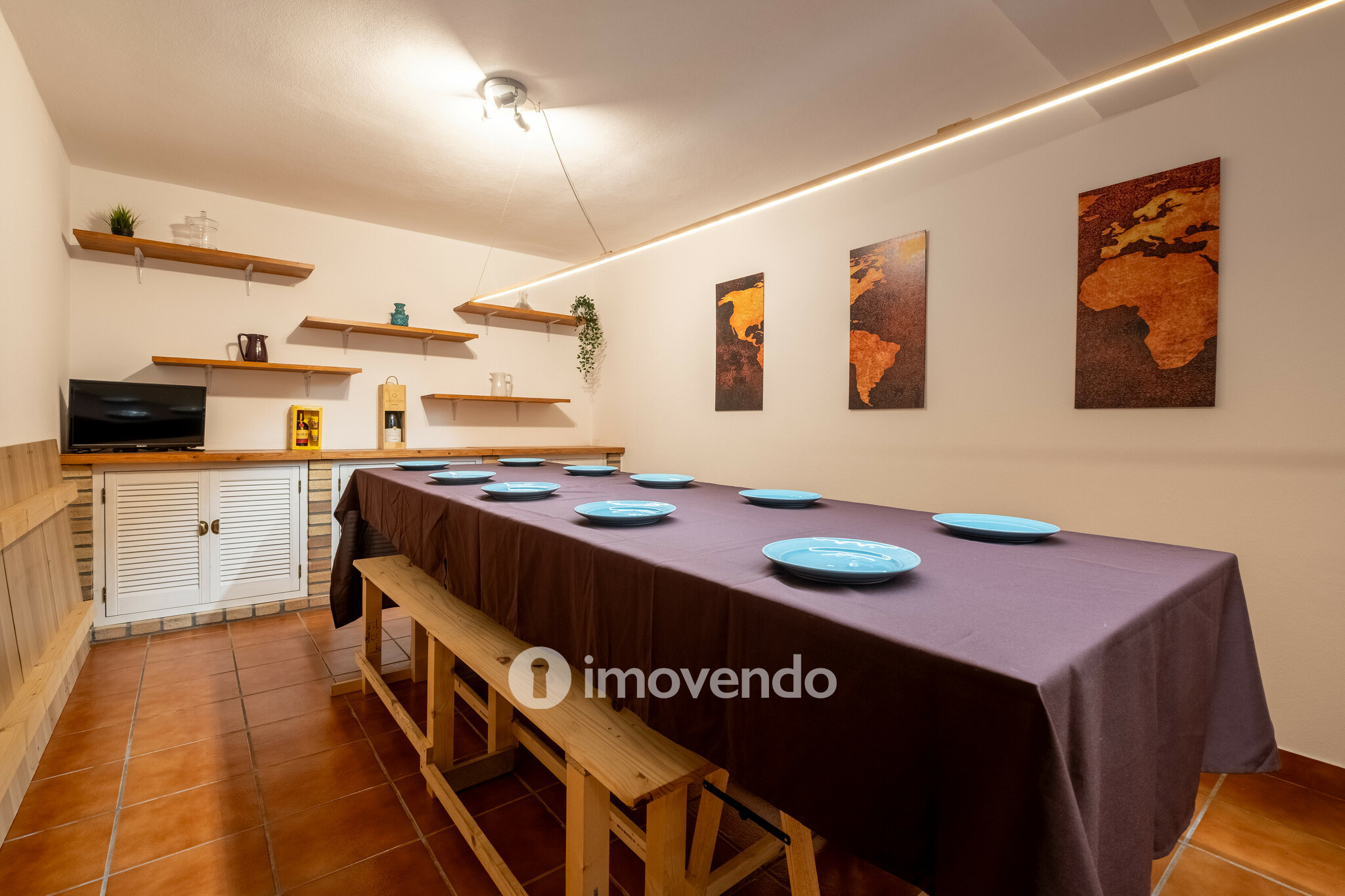 Moradia T3 mobilada e equipada, com garagem e jardim, na Mealhada